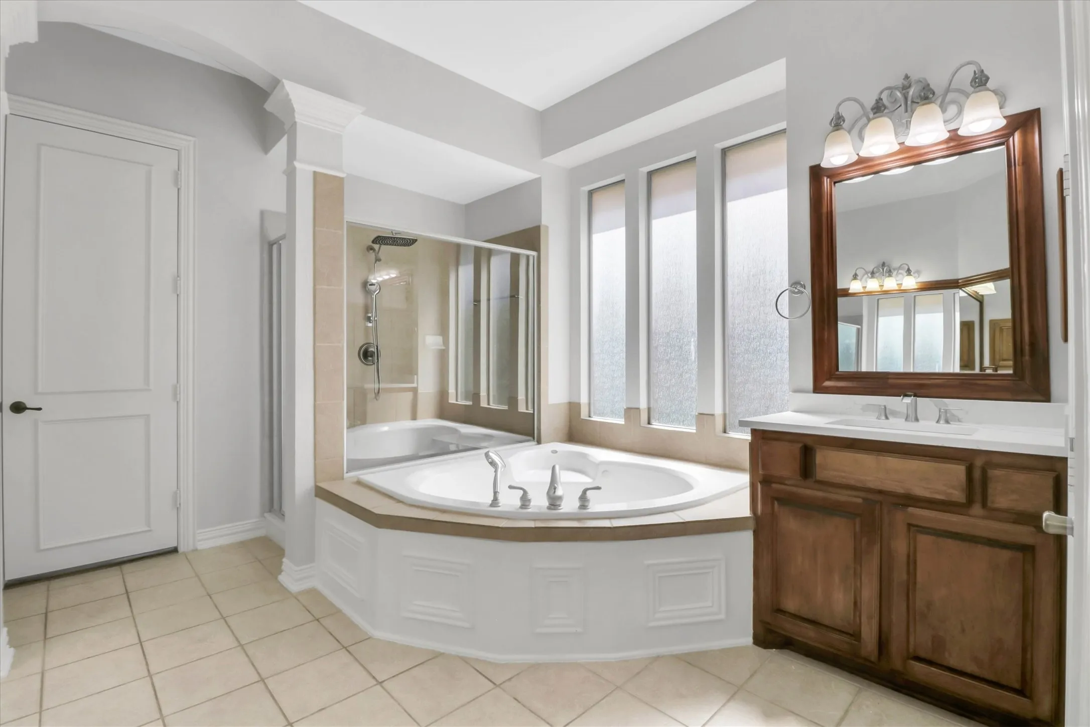Single Family Residence For Sale in Denton County , 1216 Queen Peggy Lane, Lewisville, Texas 75056, 4 Bedroom, 6 Bathroom, 3 Garage spaces, 4,879 Sqft, built in 2004, mls#21279906, Real Estate Agent in Lewisville, Homes For Sale in Denton county, Homes For Sale in Lewisville, Realtor in Lewisville Texas, Real Estate Brokerage Independent Realty Texas, Luminita Cordes Realtor