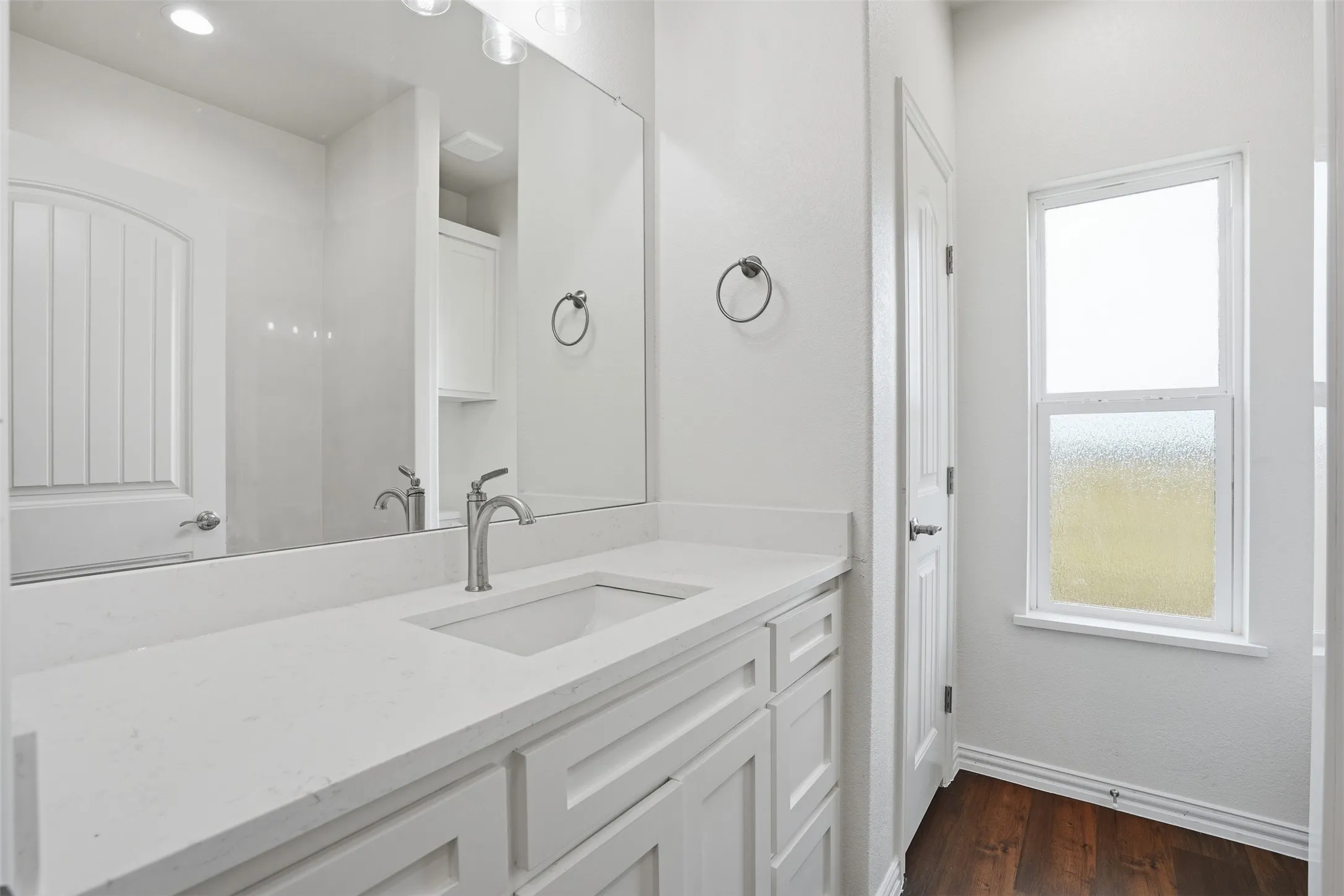 Single Family Residence For Sale in Johnson County , 6720 county road 302, Grandview, Texas 76050, 4 Bedroom, 2 Bathroom, 2 Garage spaces, 2,170 Sqft, built in 2026, mls#21273912, Real Estate Agent in Grandview, Homes For Sale in Johnson county, Homes For Sale in Grandview, Realtor in Grandview Texas, Real Estate Brokerage Independent Realty Texas, Luminita Cordes Realtor
