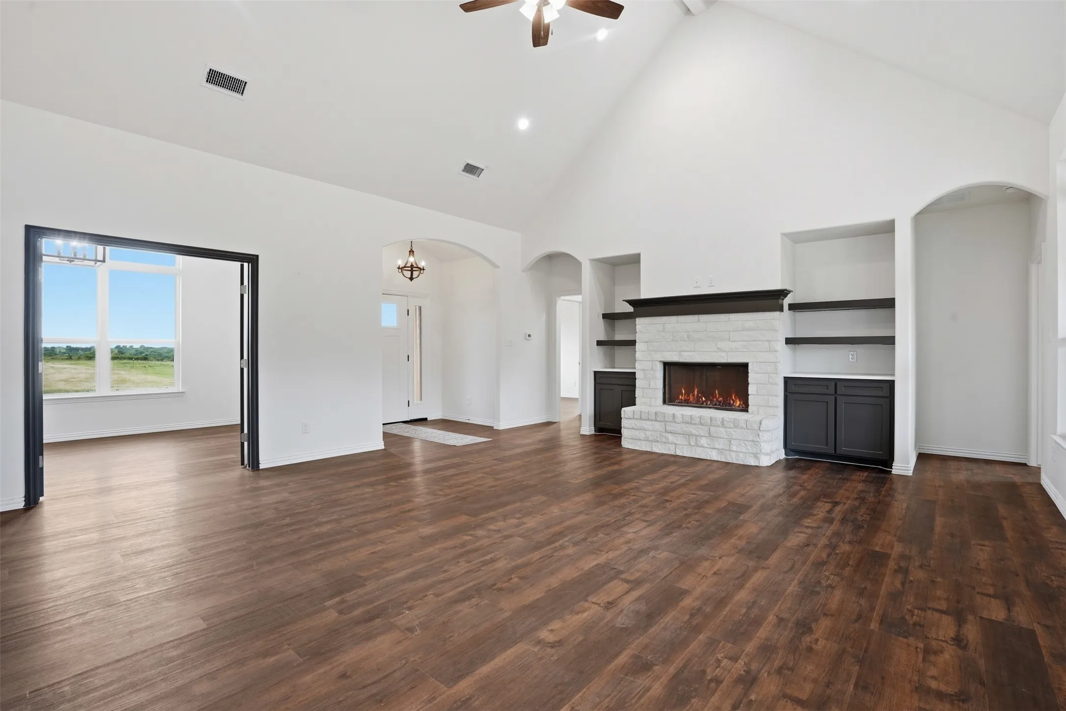 Single Family Residence For Sale in Johnson County , 6720 county road 302, Grandview, Texas 76050, 4 Bedroom, 2 Bathroom, 2 Garage spaces, 2,170 Sqft, built in 2026, mls#21273912, Real Estate Agent in Grandview, Homes For Sale in Johnson county, Homes For Sale in Grandview, Realtor in Grandview Texas, Real Estate Brokerage Independent Realty Texas, Luminita Cordes Realtor