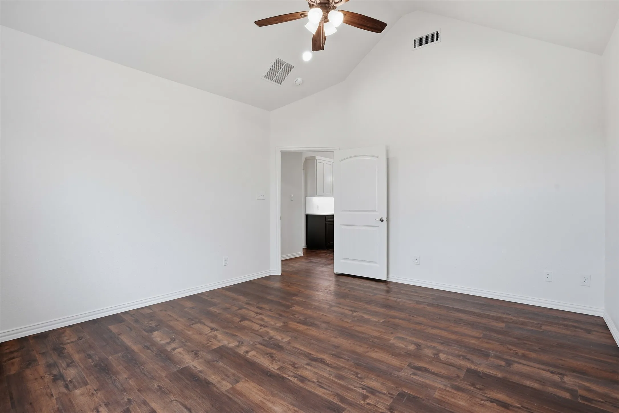 Single Family Residence For Sale in Johnson County , 6720 county road 302, Grandview, Texas 76050, 4 Bedroom, 2 Bathroom, 2 Garage spaces, 2,170 Sqft, built in 2026, mls#21273912, Real Estate Agent in Grandview, Homes For Sale in Johnson county, Homes For Sale in Grandview, Realtor in Grandview Texas, Real Estate Brokerage Independent Realty Texas, Luminita Cordes Realtor