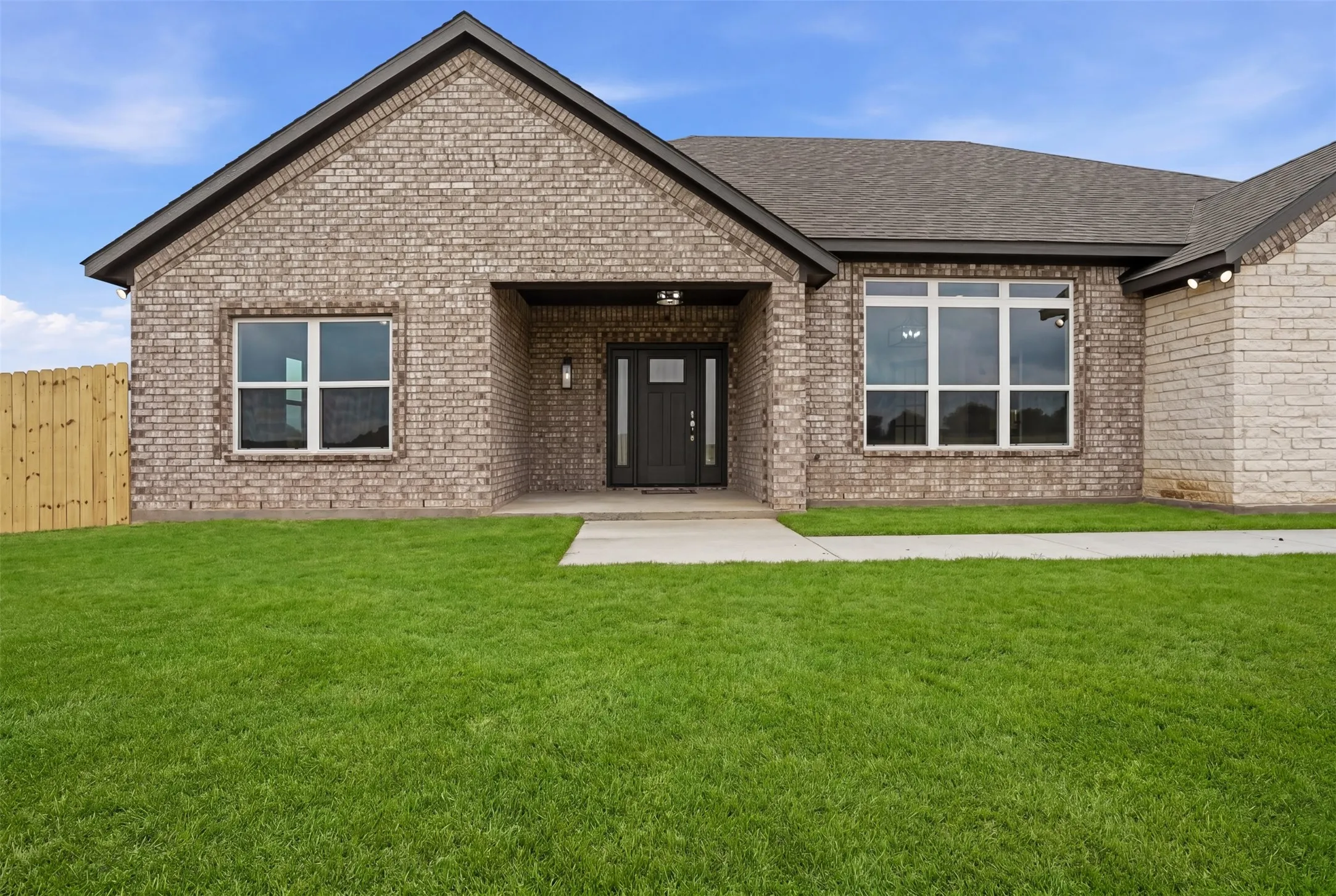 Single Family Residence For Sale in Johnson County , 6720 county road 302, Grandview, Texas 76050, 4 Bedroom, 2 Bathroom, 2 Garage spaces, 2,170 Sqft, built in 2026, mls#21273912, Real Estate Agent in Grandview, Homes For Sale in Johnson county, Homes For Sale in Grandview, Realtor in Grandview Texas, Real Estate Brokerage Independent Realty Texas, Luminita Cordes Realtor