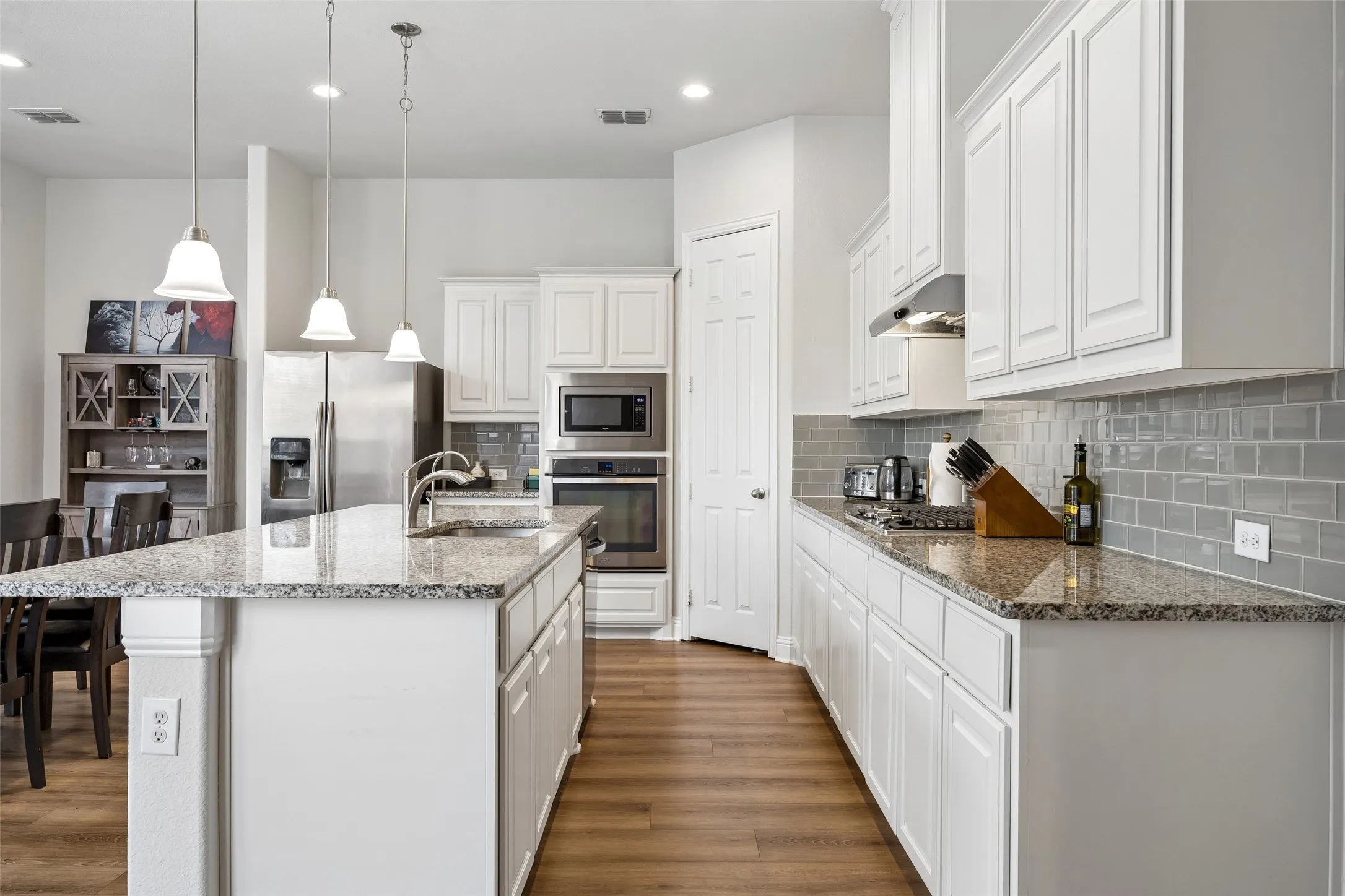 Single Family Residence For Sale in Collin County , 3709 Cliffstone Way, Mc Kinney, Texas 75070, 3 Bedroom, 3 Bathroom, 2 Garage spaces, 2,042 Sqft, built in 2017, Price $450,000, mls#21273958, Real Estate Agent in Mc Kinney, Homes For Sale in Collin county, Homes For Sale in Mc Kinney, Realtor in Mc Kinney Texas, Real Estate Brokerage Independent Realty Texas, Luminita Cordes Realtor