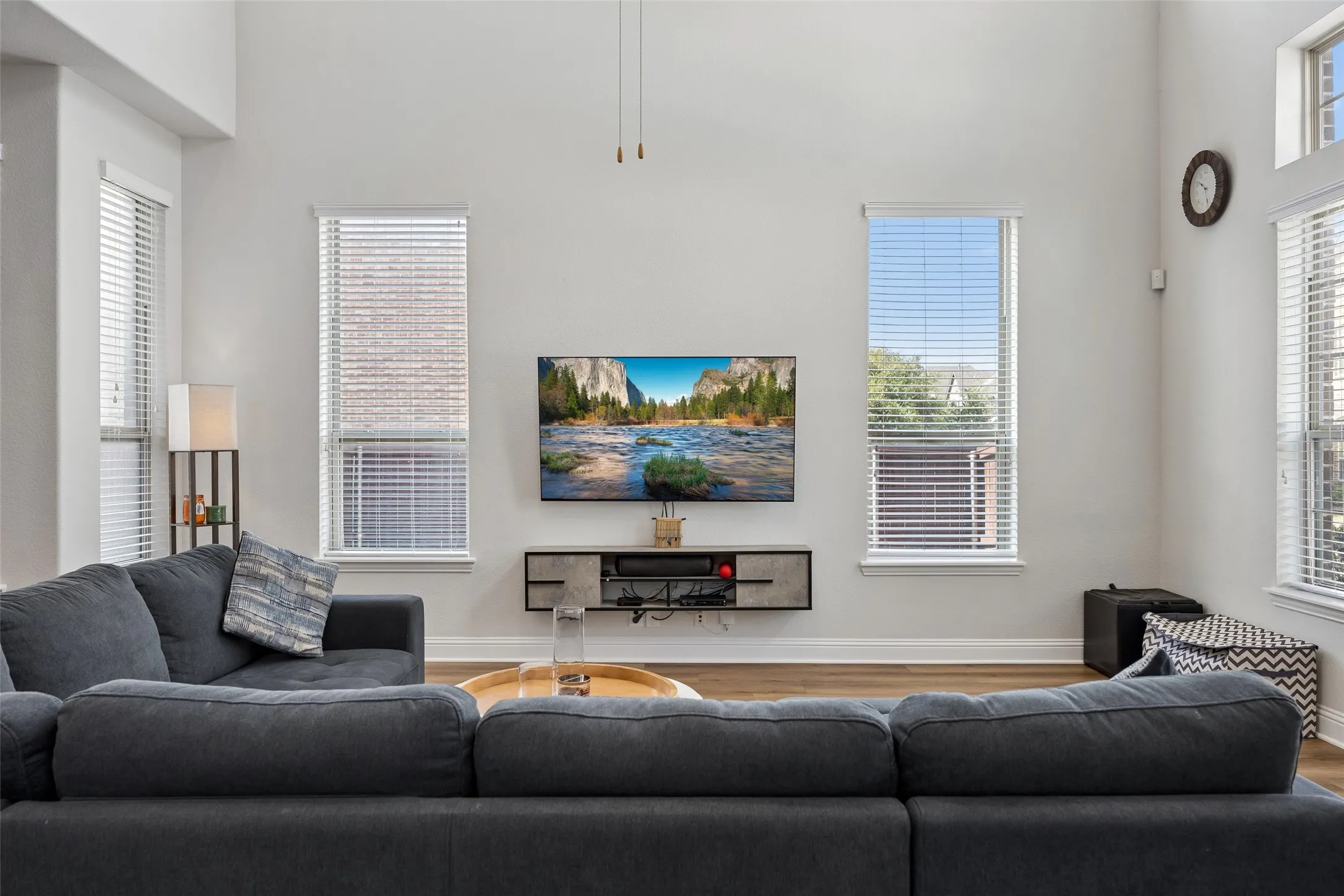 Single Family Residence For Sale in Collin County , 3709 Cliffstone Way, Mc Kinney, Texas 75070, 3 Bedroom, 3 Bathroom, 2 Garage spaces, 2,042 Sqft, built in 2017, Price $450,000, mls#21273958, Real Estate Agent in Mc Kinney, Homes For Sale in Collin county, Homes For Sale in Mc Kinney, Realtor in Mc Kinney Texas, Real Estate Brokerage Independent Realty Texas, Luminita Cordes Realtor