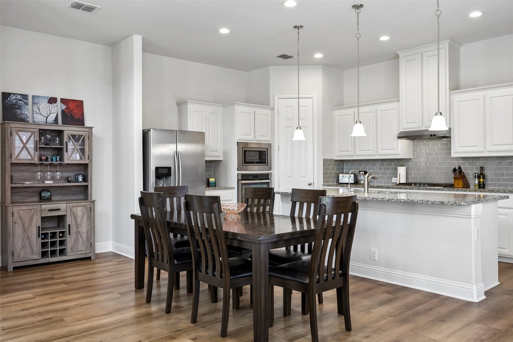 Single Family Residence For Sale in Collin County , 3709 Cliffstone Way, Mc Kinney, Texas 75070, 3 Bedroom, 3 Bathroom, 2 Garage spaces, 2,042 Sqft, built in 2017, Price $450,000, mls#21273958, Real Estate Agent in Mc Kinney, Homes For Sale in Collin county, Homes For Sale in Mc Kinney, Realtor in Mc Kinney Texas, Real Estate Brokerage Independent Realty Texas, Luminita Cordes Realtor