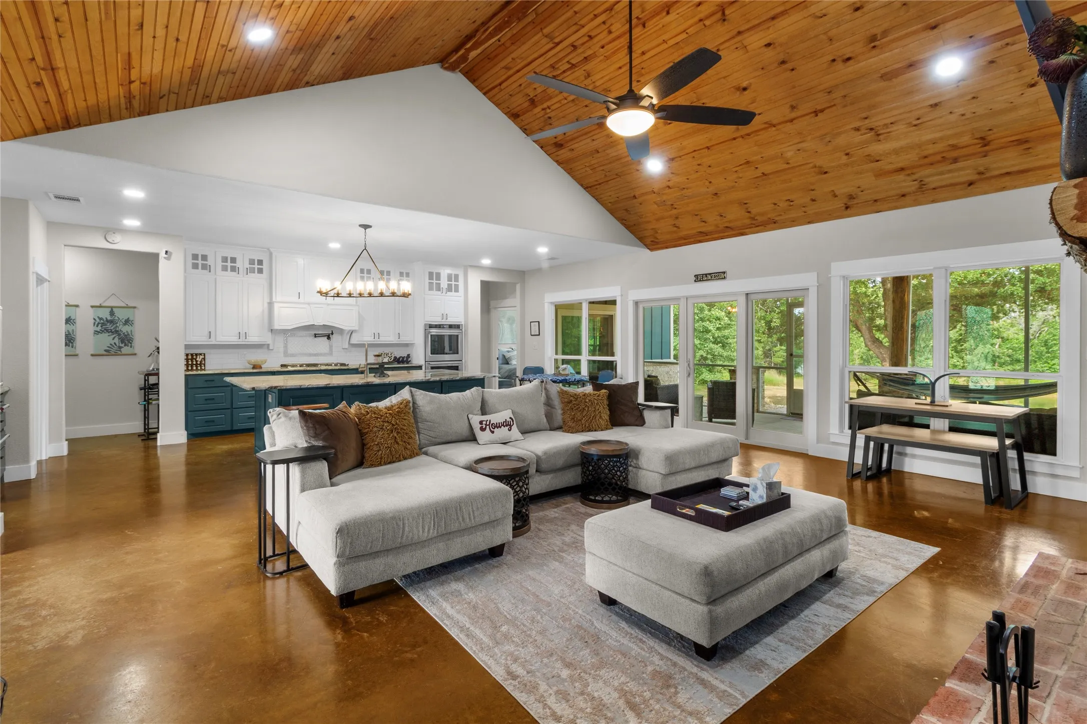 Single Family Residence For Sale in Navarro County , 457 SE County Road 3258, Kerens, Texas 75144, 4 Bedroom, 4 Bathroom, 2 Garage spaces, 3,068 Sqft, built in 2022, mls#21274794, Real Estate Agent in Kerens, Homes For Sale in Navarro county, Homes For Sale in Kerens, Realtor in Kerens Texas, Real Estate Brokerage Independent Realty Texas, Luminita Cordes Realtor