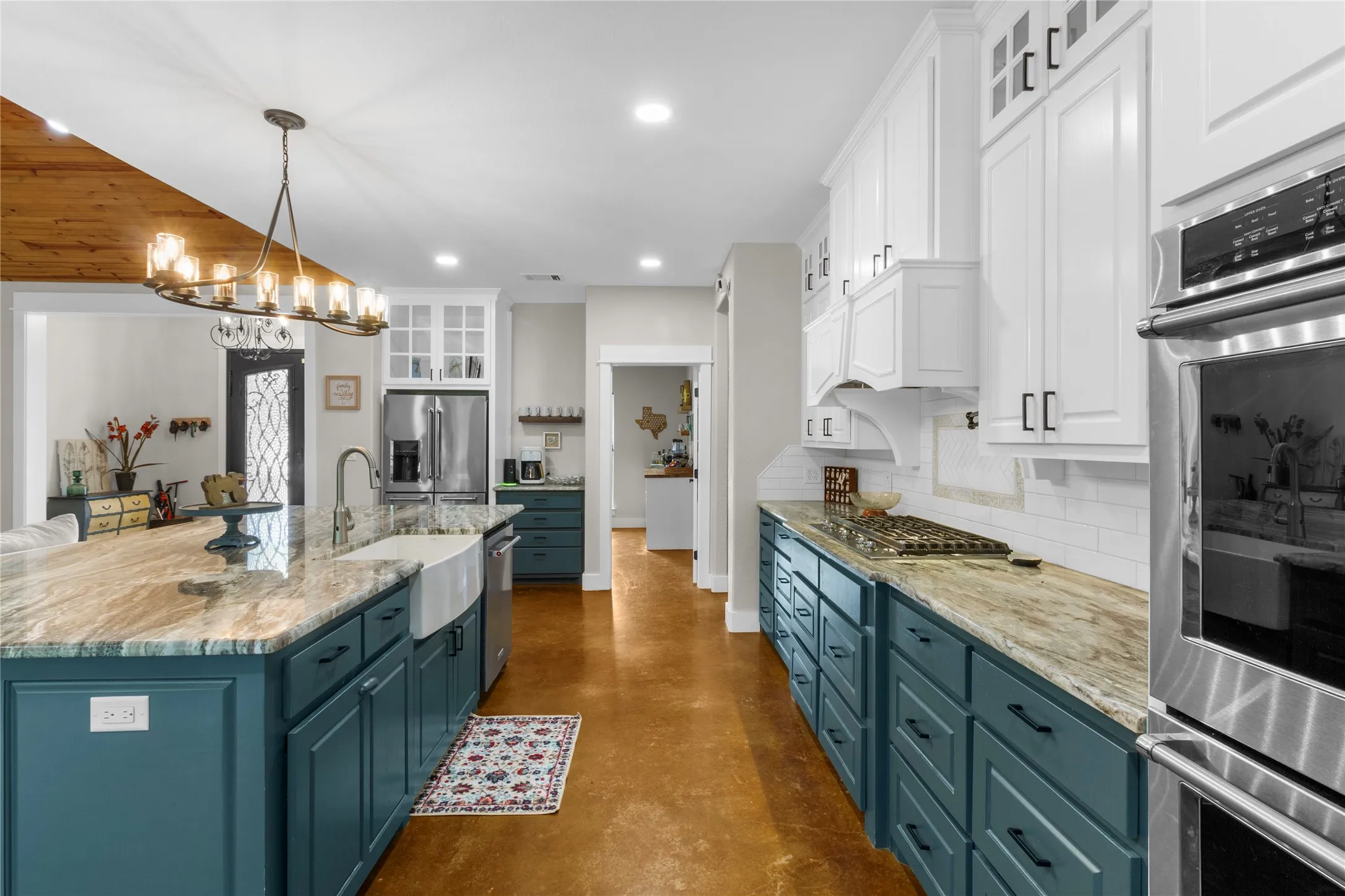 Single Family Residence For Sale in Navarro County , 457 SE County Road 3258, Kerens, Texas 75144, 4 Bedroom, 4 Bathroom, 2 Garage spaces, 3,068 Sqft, built in 2022, mls#21274794, Real Estate Agent in Kerens, Homes For Sale in Navarro county, Homes For Sale in Kerens, Realtor in Kerens Texas, Real Estate Brokerage Independent Realty Texas, Luminita Cordes Realtor