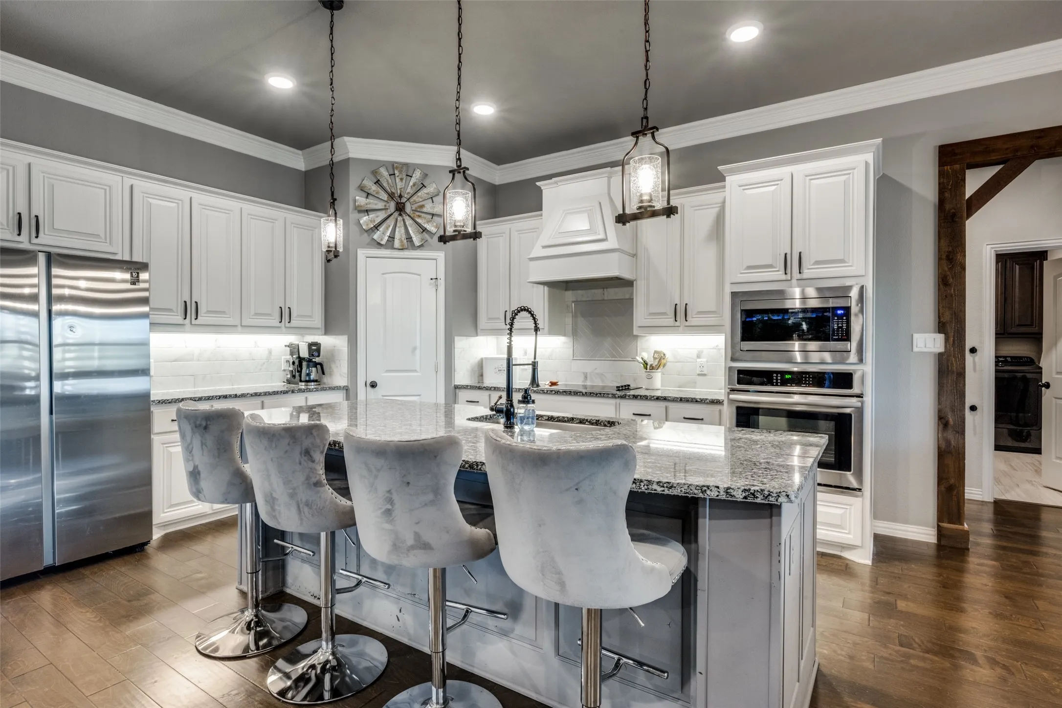 COOK'S DELIGHT~QUARTZ COUNERTOPS~CUSTOM CABINETRY~