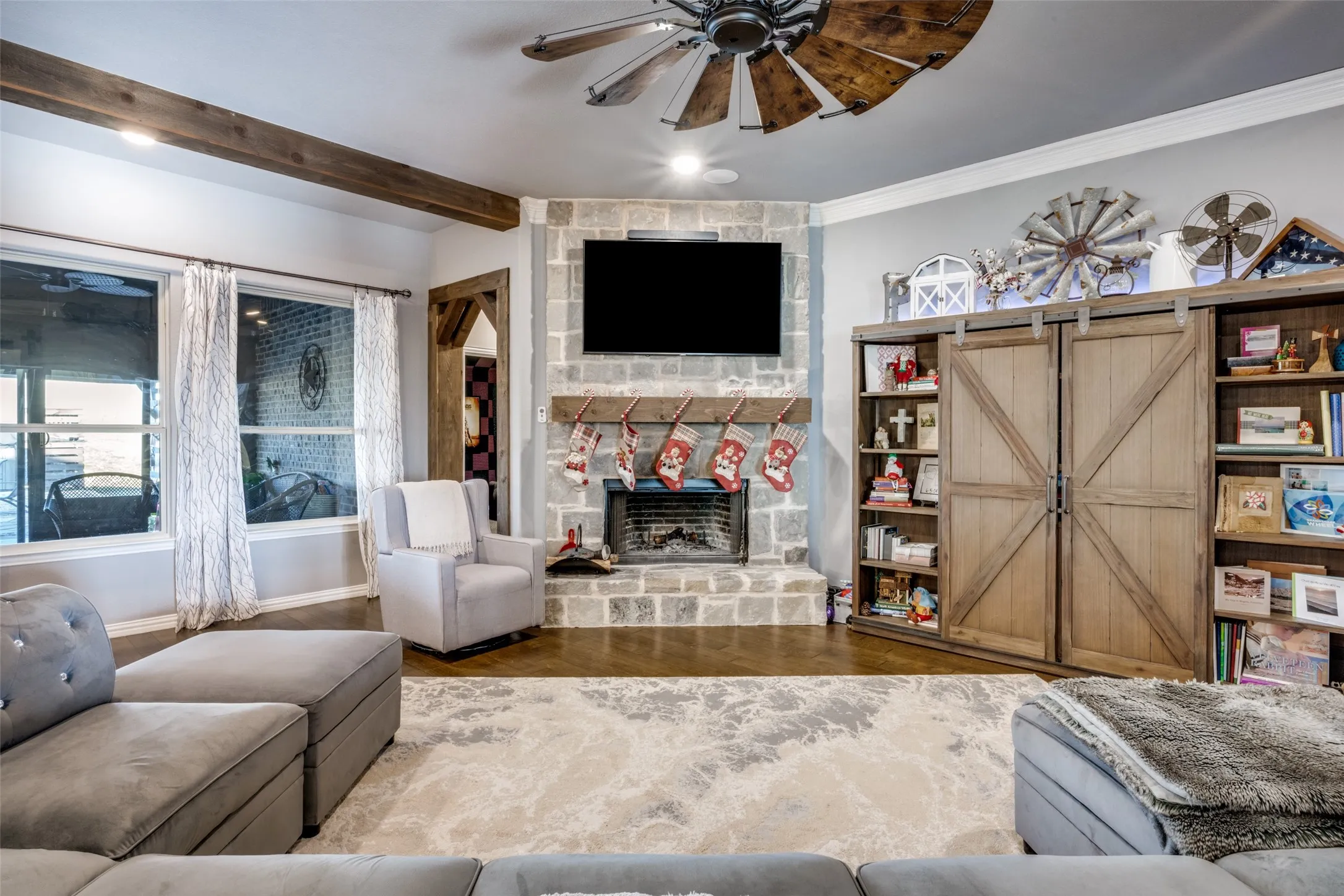 COZY & WARM~FLOOR TO CEILING STONE WOOD BURNING FIREPLACE~WOOD MANTLE~