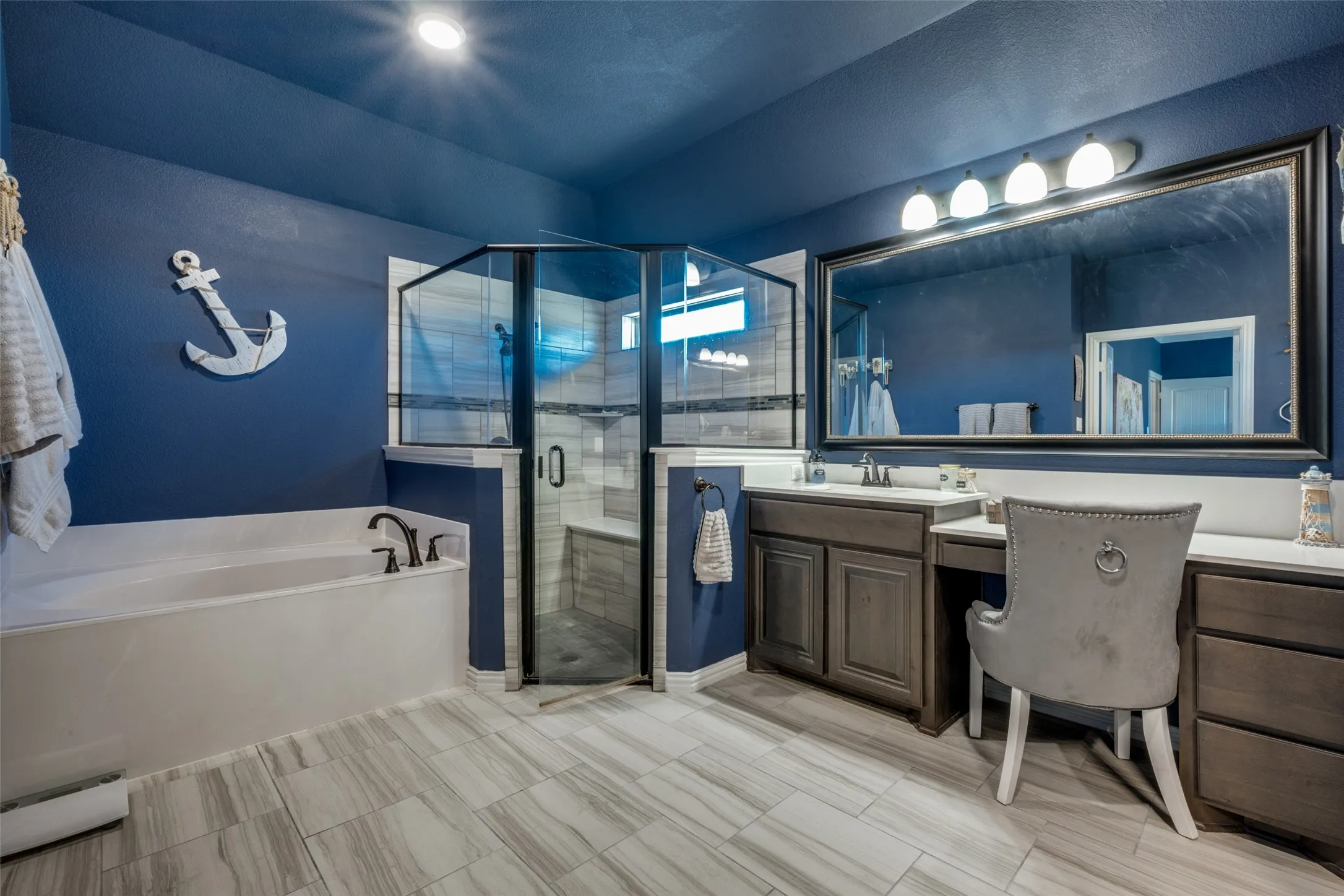 GARDEN TUB AND SEPARATE SHOWER WITH SEATING~