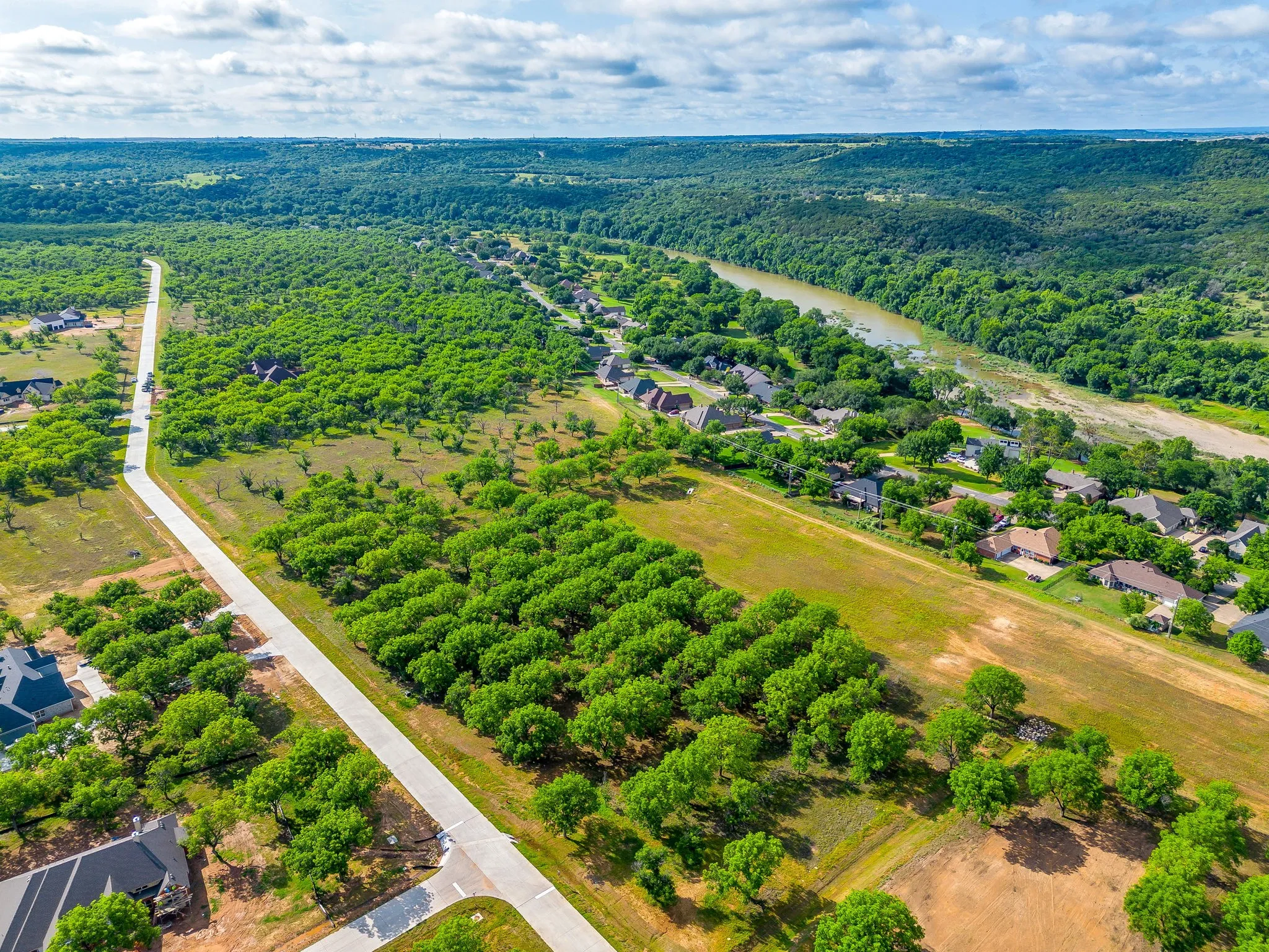 Improved Land For Sale in Hood County , 3101 E Landings S, Granbury, Texas 76049, 0, 0, Garage spaces, 0 Sqft, built in 0, mls#21278897, Real Estate Agent in Granbury, Homes For Sale in Hood county, Homes For Sale in Granbury, Realtor in Granbury Texas, Real Estate Brokerage Independent Realty Texas, Luminita Cordes Realtor