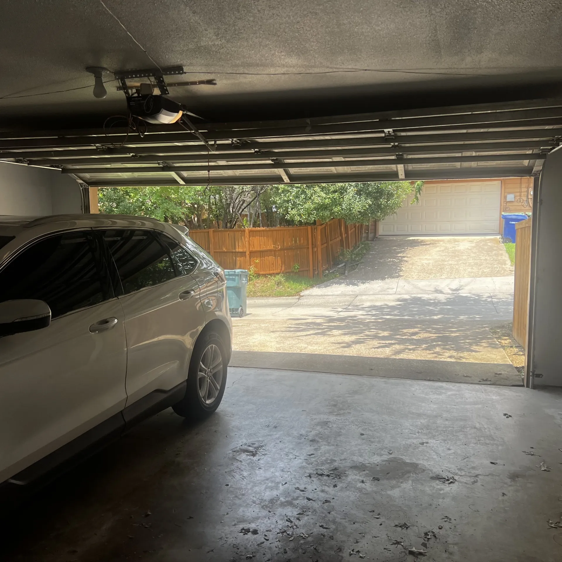 Duplex For Rent in Dallas County , 2029 Springwood Place A, Carrollton, Texas 75006, 3 Bedroom, 2 Bathroom, 2 Garage spaces, 1,598 Sqft, built in 1979, mls#21279931, Real Estate Agent in Carrollton, Homes For Rent in Dallas county, Homes For Rent in Carrollton, Realtor in Carrollton Texas, Real Estate Brokerage Independent Realty Texas, Luminita Cordes Realtor