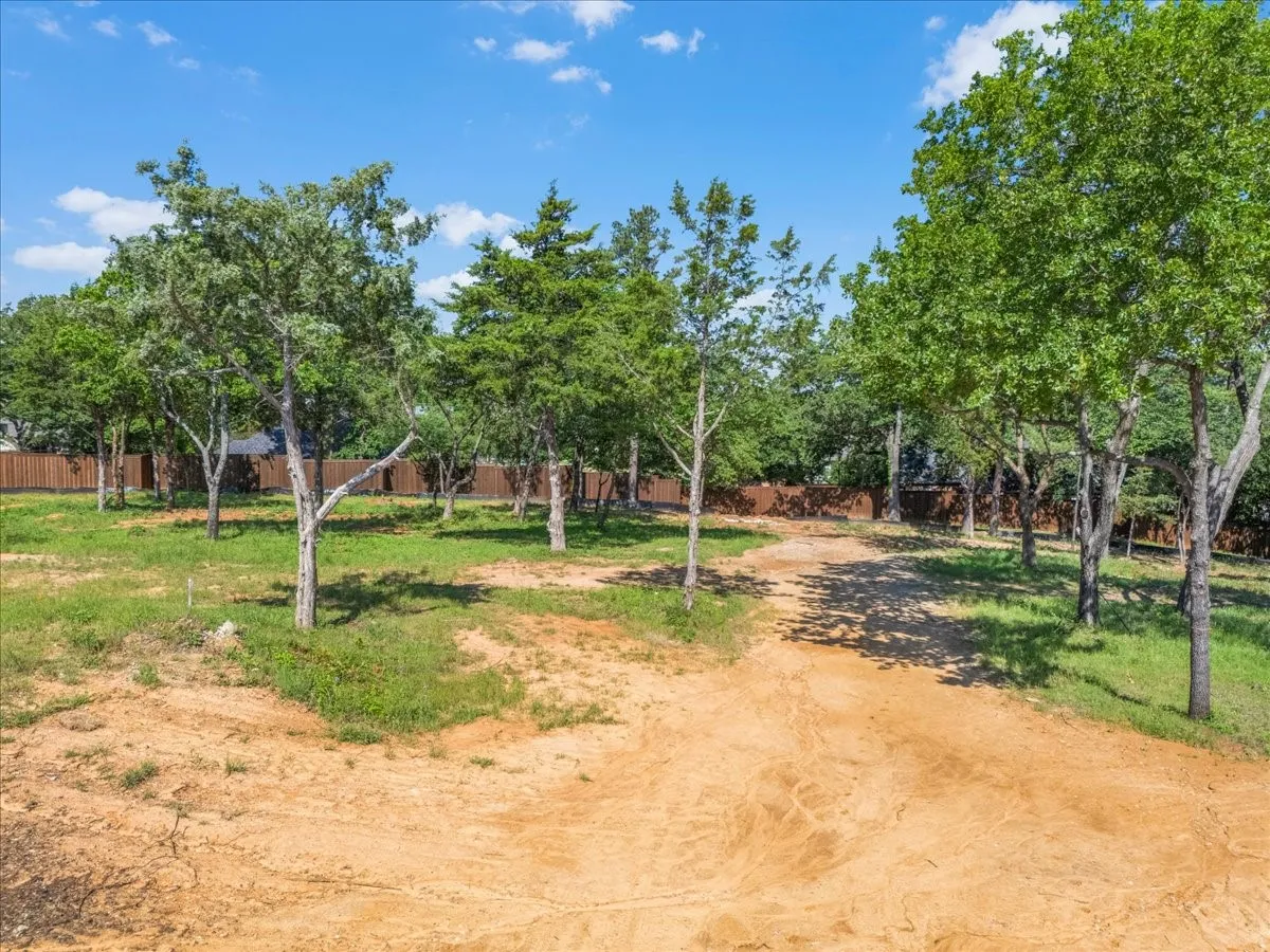Improved Land For Sale in Tarrant County , Lot 6, The Bluffs, Colleyville, Texas 76034, 0, 0, Garage spaces, 0 Sqft, built in 0, mls#21279911, Real Estate Agent in Colleyville, Homes For Sale in Tarrant county, Homes For Sale in Colleyville, Realtor in Colleyville Texas, Real Estate Brokerage Independent Realty Texas, Luminita Cordes Realtor