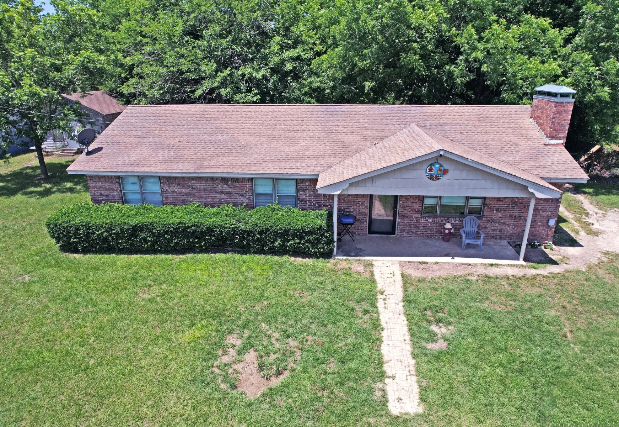 Farm For Sale in Wood County , 258 County Road 3199, Winnsboro, Texas 75494, 3 Bedroom, 2 Bathroom, Garage spaces, 1,705 Sqft, built in 1985, mls#21274048, Real Estate Agent in Winnsboro, Homes For Sale in Wood county, Homes For Sale in Winnsboro, Realtor in Winnsboro Texas, Real Estate Brokerage Independent Realty Texas, Luminita Cordes Realtor