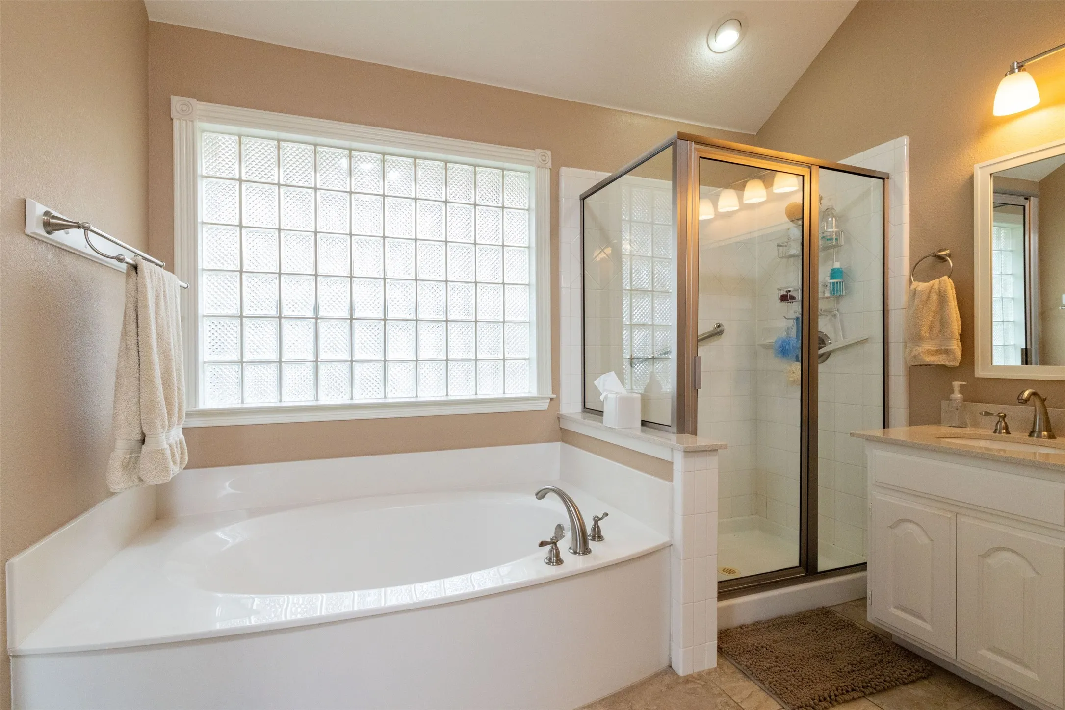Garden Tub, Separate Shower