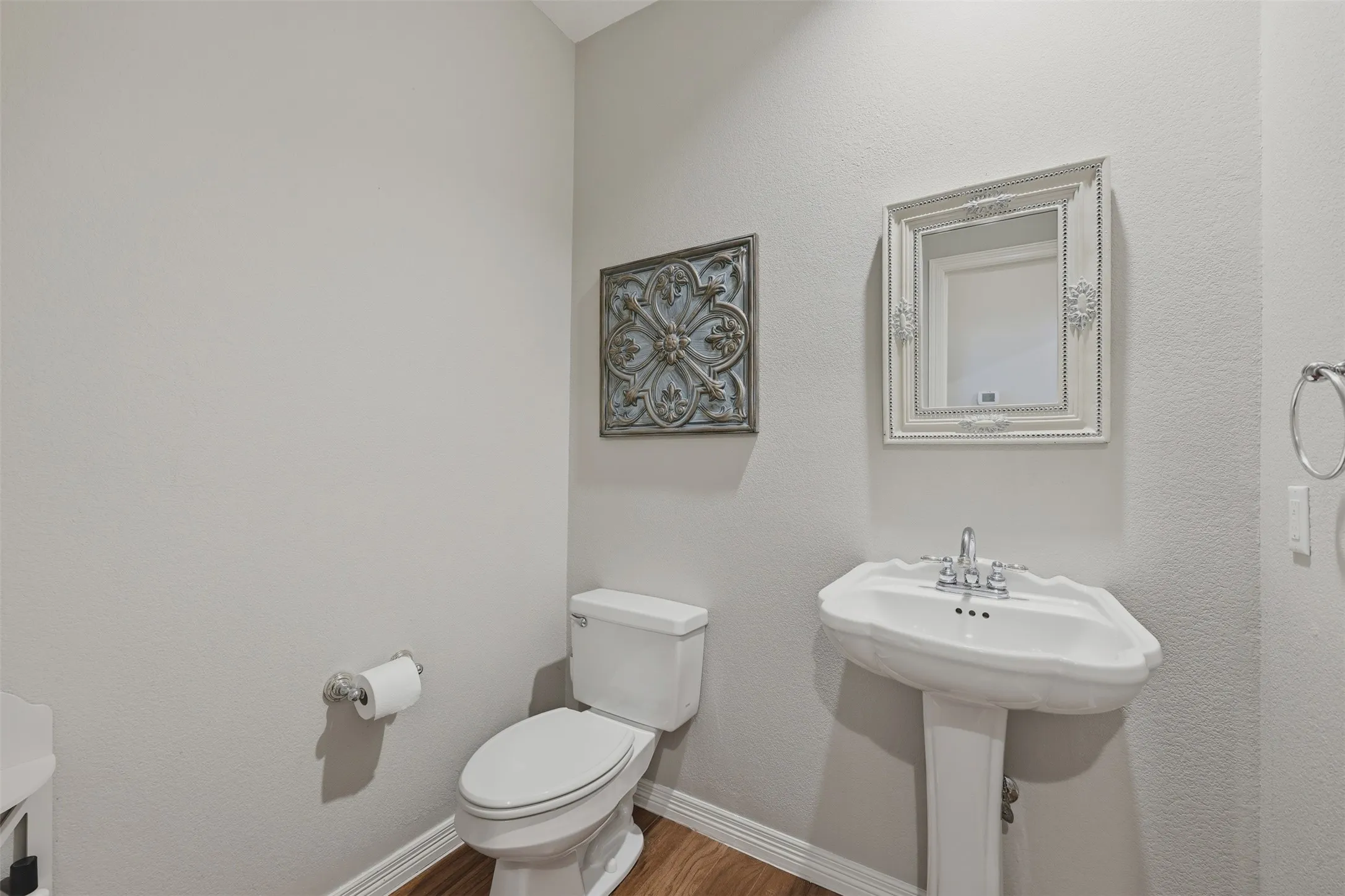 Single Family Residence For Sale in Parker County , 3622 Cliff View Loop, Weatherford, Texas 76087, 4 Bedroom, 3 Bathroom, 3 Garage spaces, 3,050 Sqft, built in 1997, Price $665,000, mls#21267328, Real Estate Agent in Weatherford, Homes For Sale in Parker county, Homes For Sale in Weatherford, Realtor in Weatherford Texas, Real Estate Brokerage Independent Realty Texas, Luminita Cordes Realtor