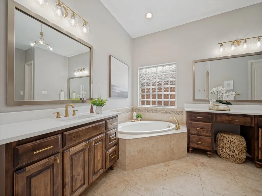 Single Family Residence For Sale in Denton County , 10936 Cortez Court, Frisco, Texas 75033, 5 Bedroom, 5 Bathroom, 3 Garage spaces, 5,150 Sqft, built in 2010, mls#21278866, Real Estate Agent in Frisco, Homes For Sale in Denton county, Homes For Sale in Frisco, Realtor in Frisco Texas, Real Estate Brokerage Independent Realty Texas, Luminita Cordes Realtor