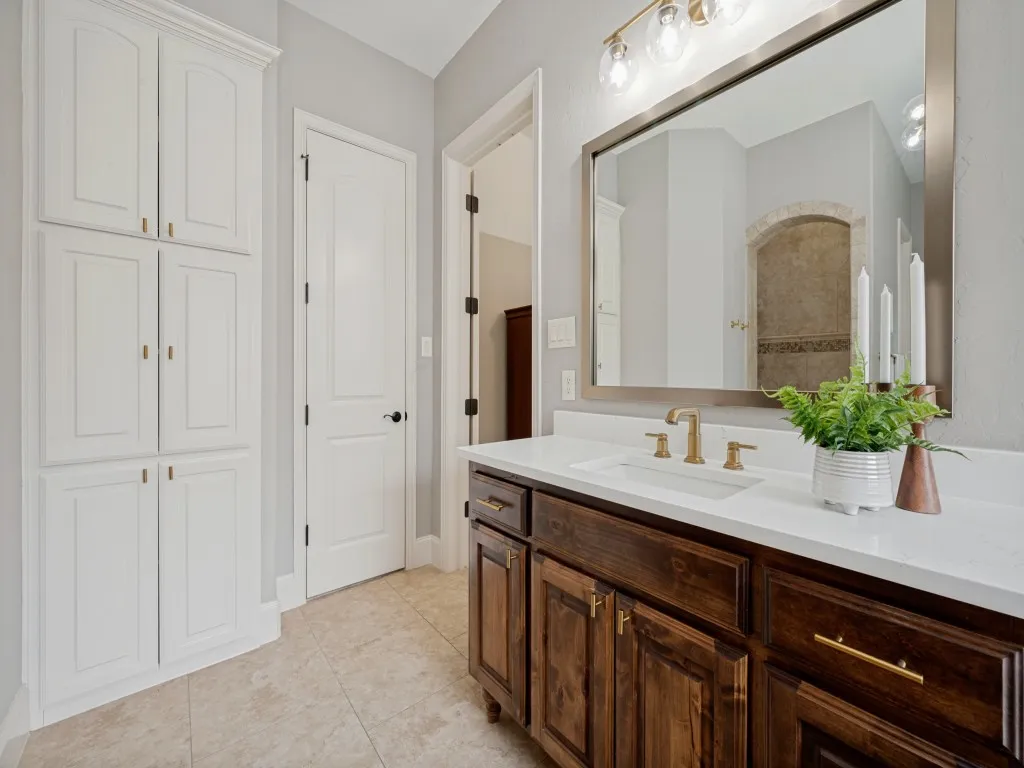 Single Family Residence For Sale in Denton County , 10936 Cortez Court, Frisco, Texas 75033, 5 Bedroom, 5 Bathroom, 3 Garage spaces, 5,150 Sqft, built in 2010, mls#21278866, Real Estate Agent in Frisco, Homes For Sale in Denton county, Homes For Sale in Frisco, Realtor in Frisco Texas, Real Estate Brokerage Independent Realty Texas, Luminita Cordes Realtor