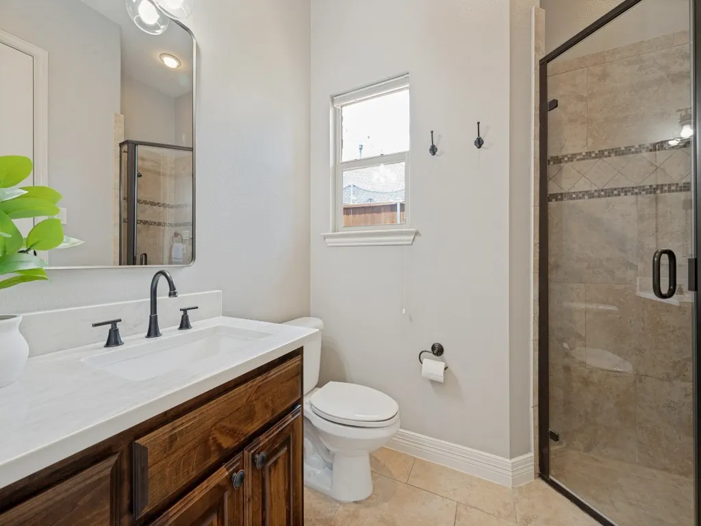 Single Family Residence For Sale in Denton County , 10936 Cortez Court, Frisco, Texas 75033, 5 Bedroom, 5 Bathroom, 3 Garage spaces, 5,150 Sqft, built in 2010, mls#21278866, Real Estate Agent in Frisco, Homes For Sale in Denton county, Homes For Sale in Frisco, Realtor in Frisco Texas, Real Estate Brokerage Independent Realty Texas, Luminita Cordes Realtor