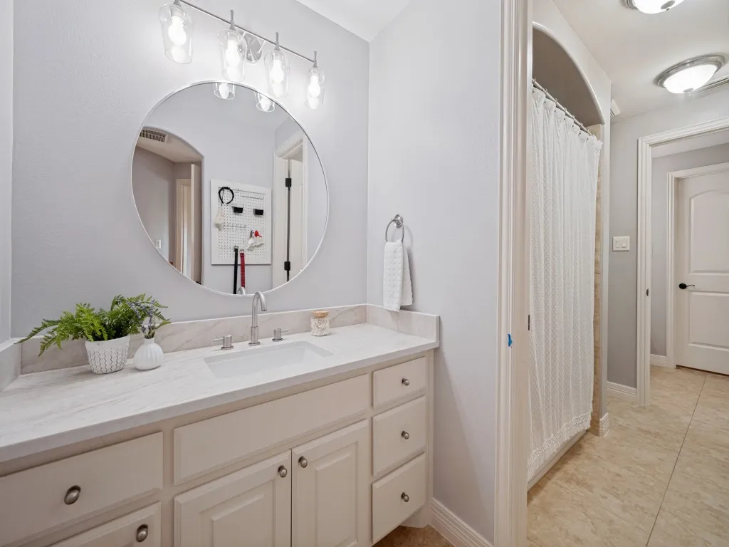 Single Family Residence For Sale in Denton County , 10936 Cortez Court, Frisco, Texas 75033, 5 Bedroom, 5 Bathroom, 3 Garage spaces, 5,150 Sqft, built in 2010, mls#21278866, Real Estate Agent in Frisco, Homes For Sale in Denton county, Homes For Sale in Frisco, Realtor in Frisco Texas, Real Estate Brokerage Independent Realty Texas, Luminita Cordes Realtor