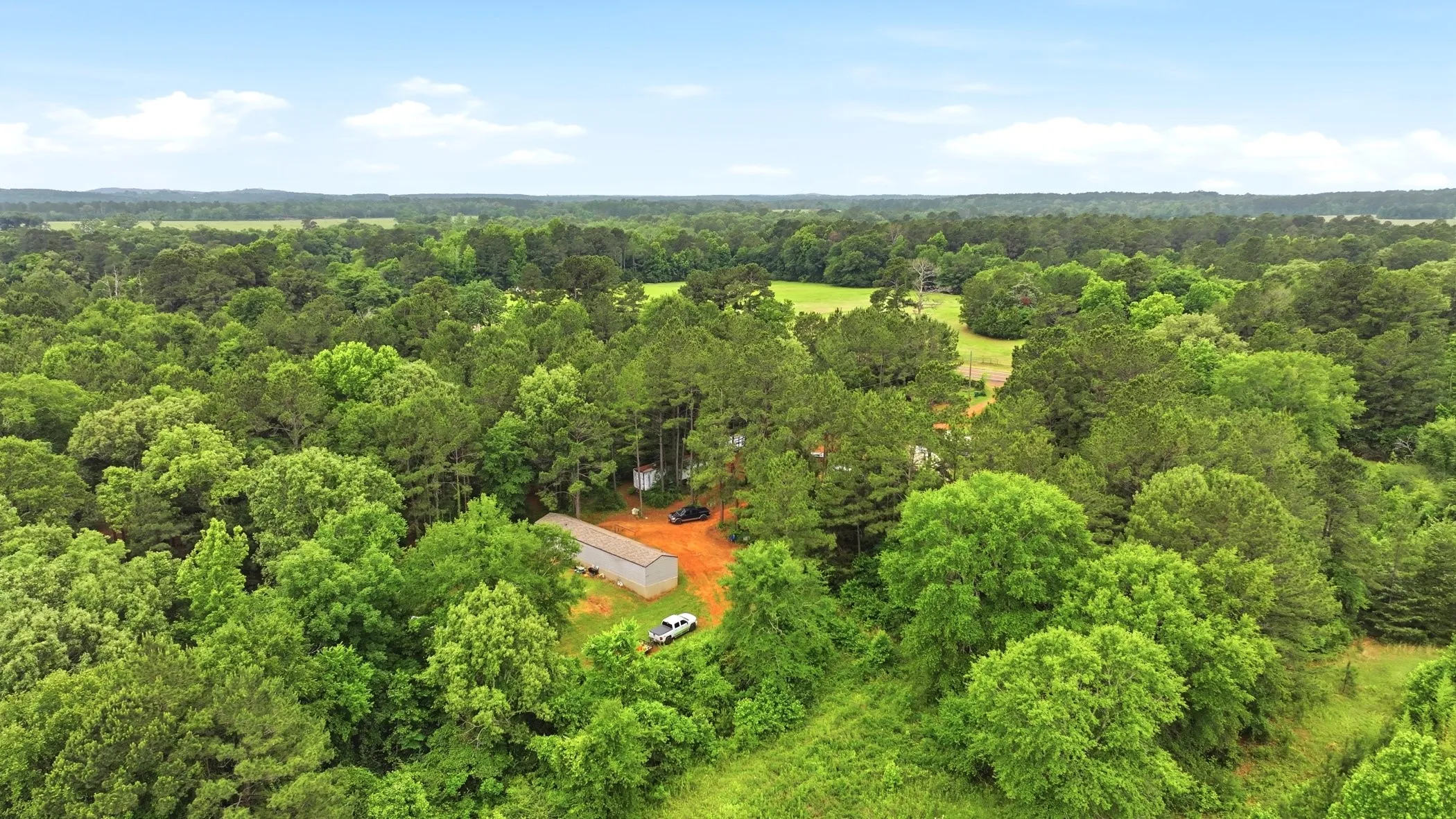 Mobile Home For Sale in Anderson County , 6194 Fm 19, Palestine, Texas 75803, 3 Bedroom, 2 Bathroom, Garage spaces, 1,178 Sqft, built in 2017, mls#21275686, Real Estate Agent in Palestine, Homes For Sale in Anderson county, Homes For Sale in Palestine, Realtor in Palestine Texas, Real Estate Brokerage Independent Realty Texas, Luminita Cordes Realtor