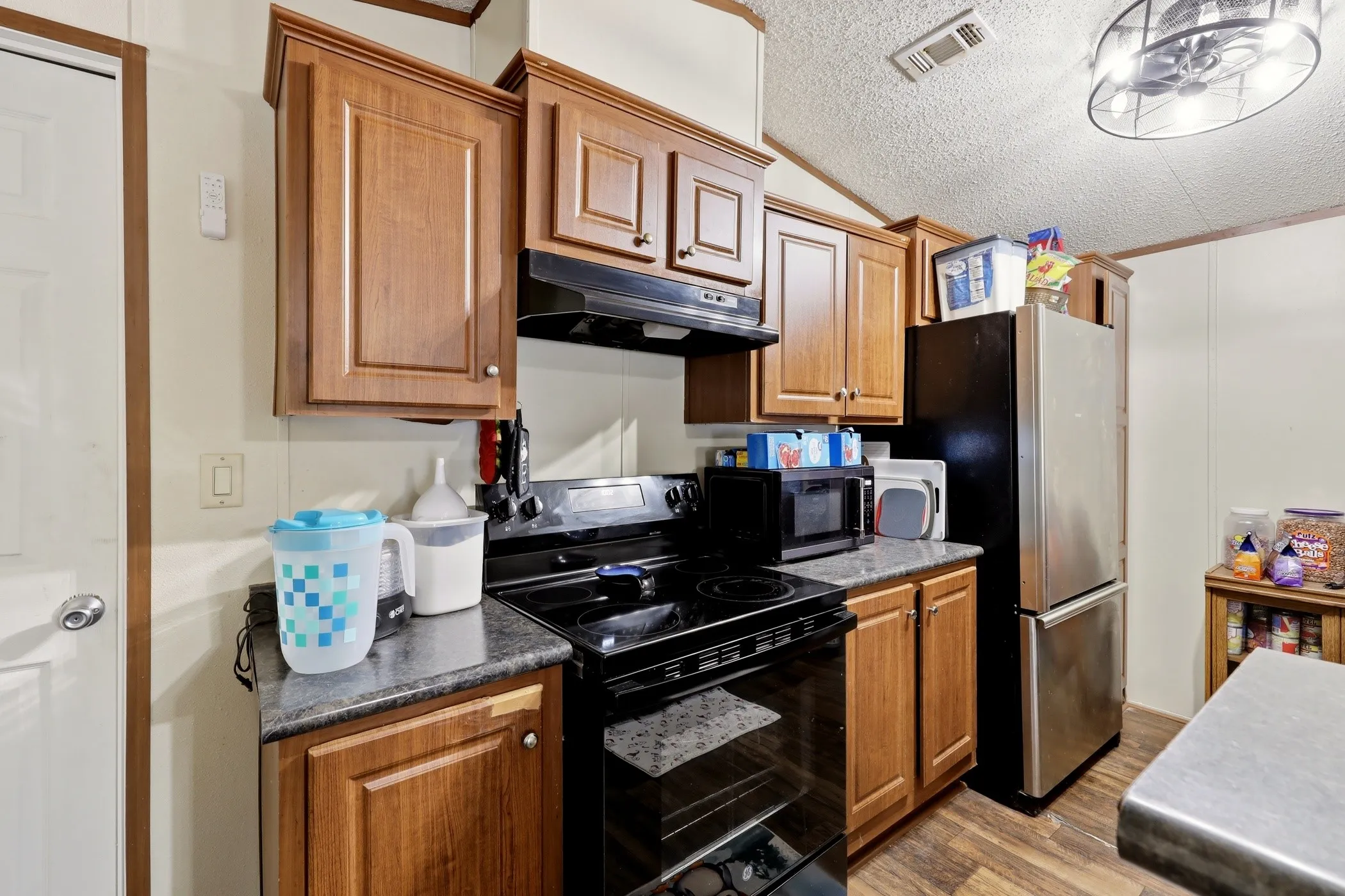 Mobile Home For Sale in Anderson County , 6194 Fm 19, Palestine, Texas 75803, 3 Bedroom, 2 Bathroom, Garage spaces, 1,178 Sqft, built in 2017, mls#21275686, Real Estate Agent in Palestine, Homes For Sale in Anderson county, Homes For Sale in Palestine, Realtor in Palestine Texas, Real Estate Brokerage Independent Realty Texas, Luminita Cordes Realtor