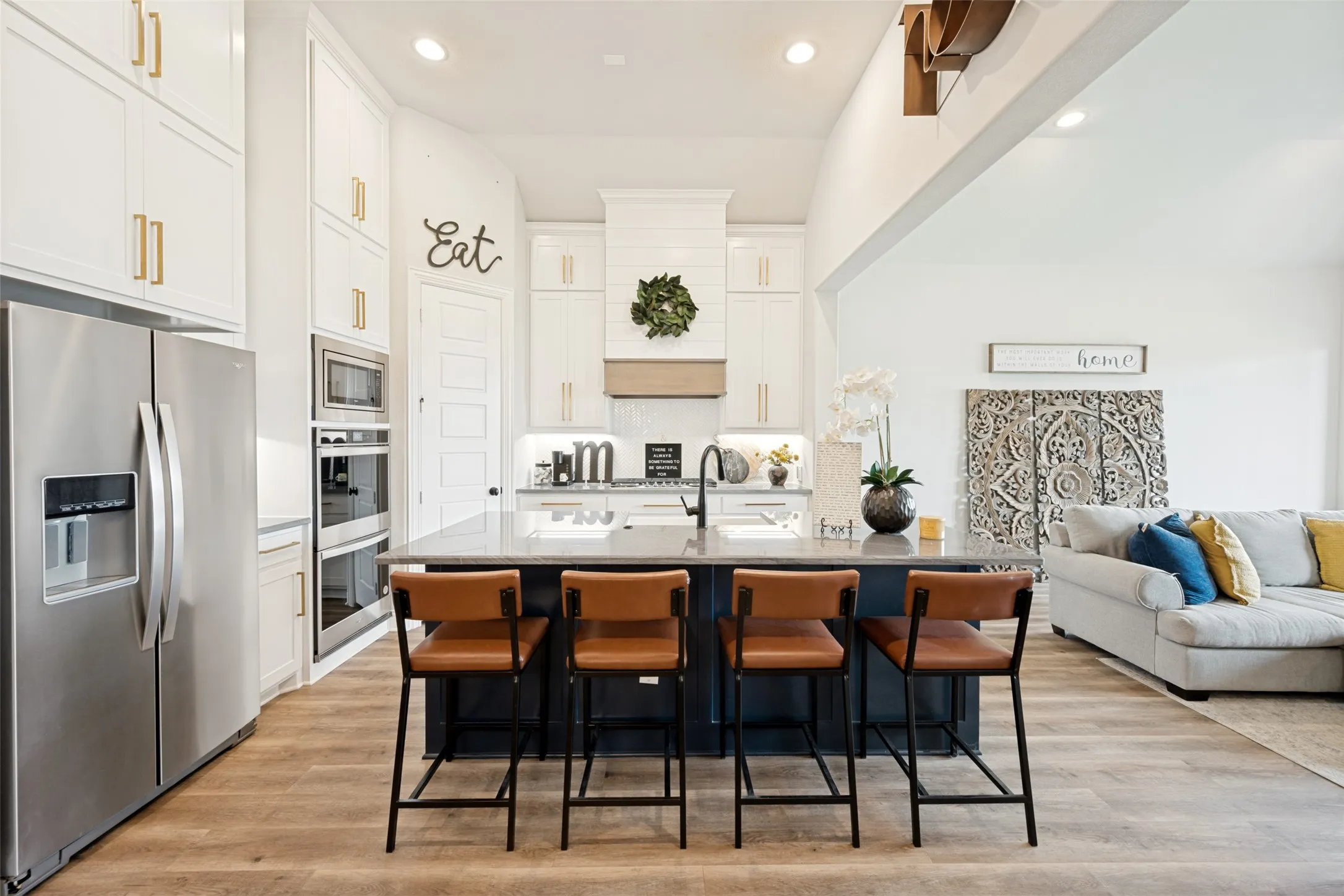 Single Family Residence For Sale in Ellis County , 1806 Hidden Water Trail, Midlothian, Texas 76065, 3 Bedroom, 2 Bathroom, 2 Garage spaces, 1,858 Sqft, built in 2023, mls#21275508, Real Estate Agent in Midlothian, Homes For Sale in Ellis county, Homes For Sale in Midlothian, Realtor in Midlothian Texas, Real Estate Brokerage Independent Realty Texas, Luminita Cordes Realtor