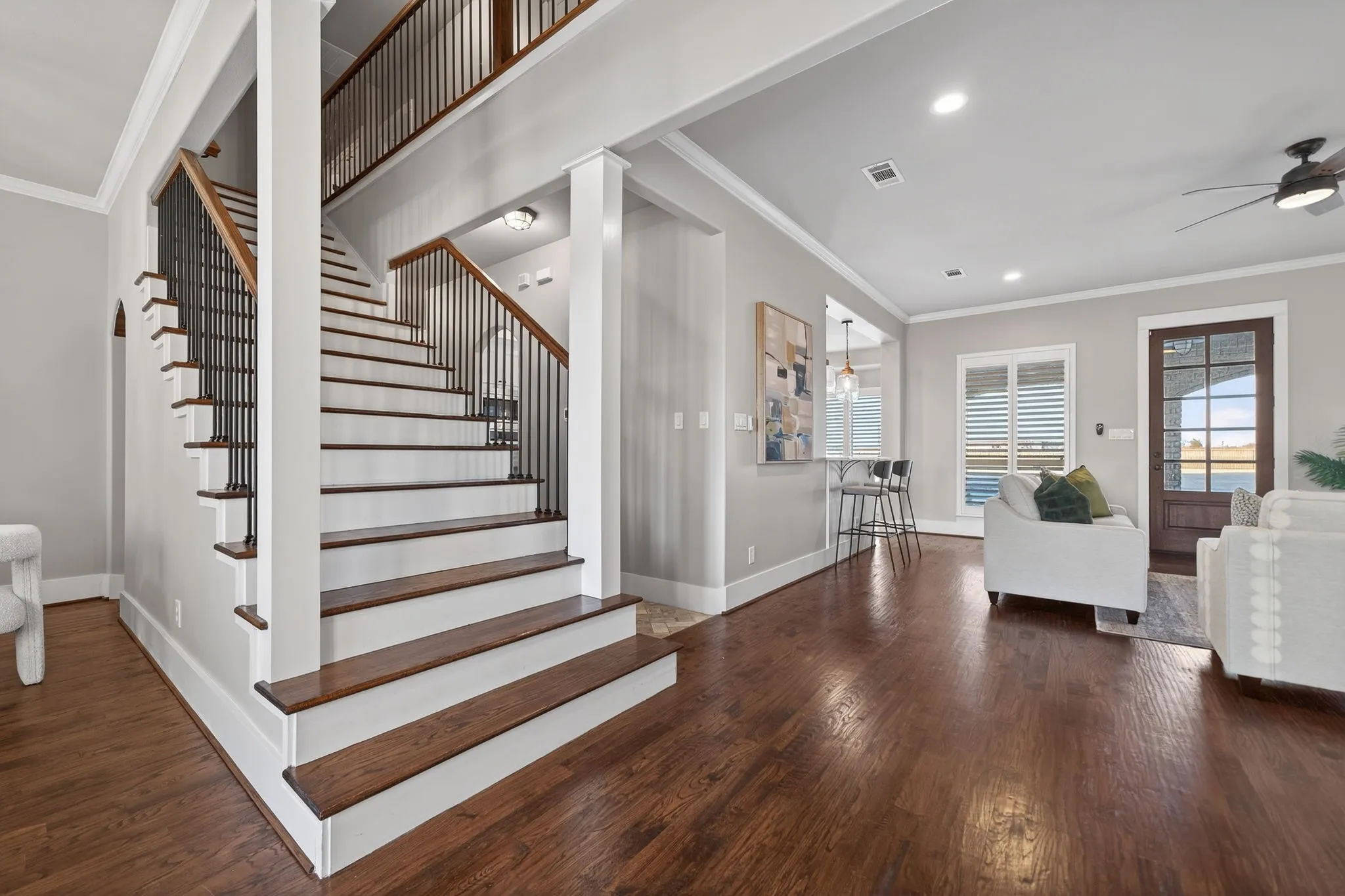 Single Family Residence For Sale in Rockwall County , 1570 Winding Creek Lane, Rockwall, Texas 75032, 5 Bedroom, 6 Bathroom, 3 Garage spaces, 4,563 Sqft, built in 2017, mls#21278940, Real Estate Agent in Rockwall, Homes For Sale in Rockwall county, Homes For Sale in Rockwall, Realtor in Rockwall Texas, Real Estate Brokerage Independent Realty Texas, Luminita Cordes Realtor