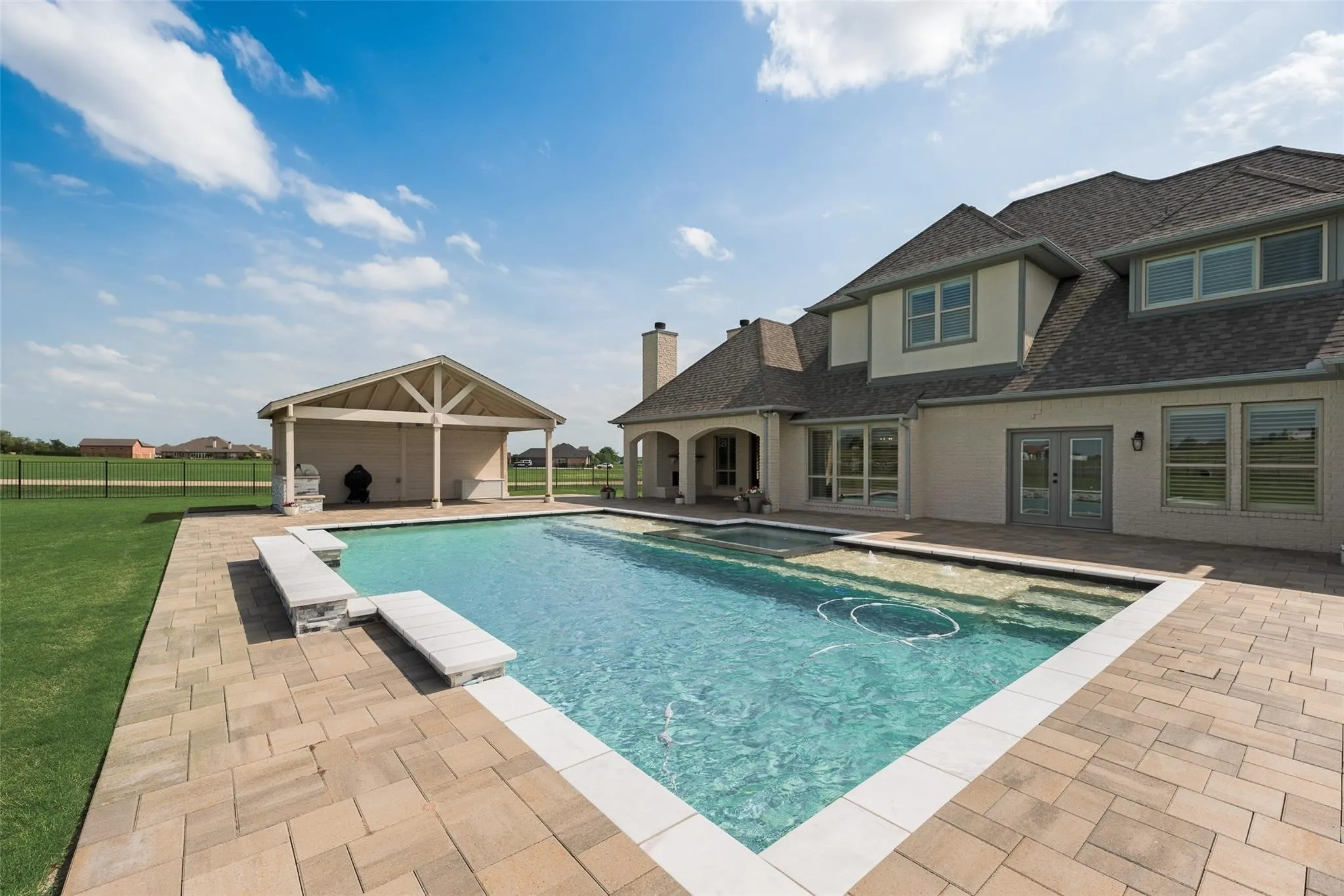 Single Family Residence For Sale in Rockwall County , 1570 Winding Creek Lane, Rockwall, Texas 75032, 5 Bedroom, 6 Bathroom, 3 Garage spaces, 4,563 Sqft, built in 2017, mls#21278940, Real Estate Agent in Rockwall, Homes For Sale in Rockwall county, Homes For Sale in Rockwall, Realtor in Rockwall Texas, Real Estate Brokerage Independent Realty Texas, Luminita Cordes Realtor