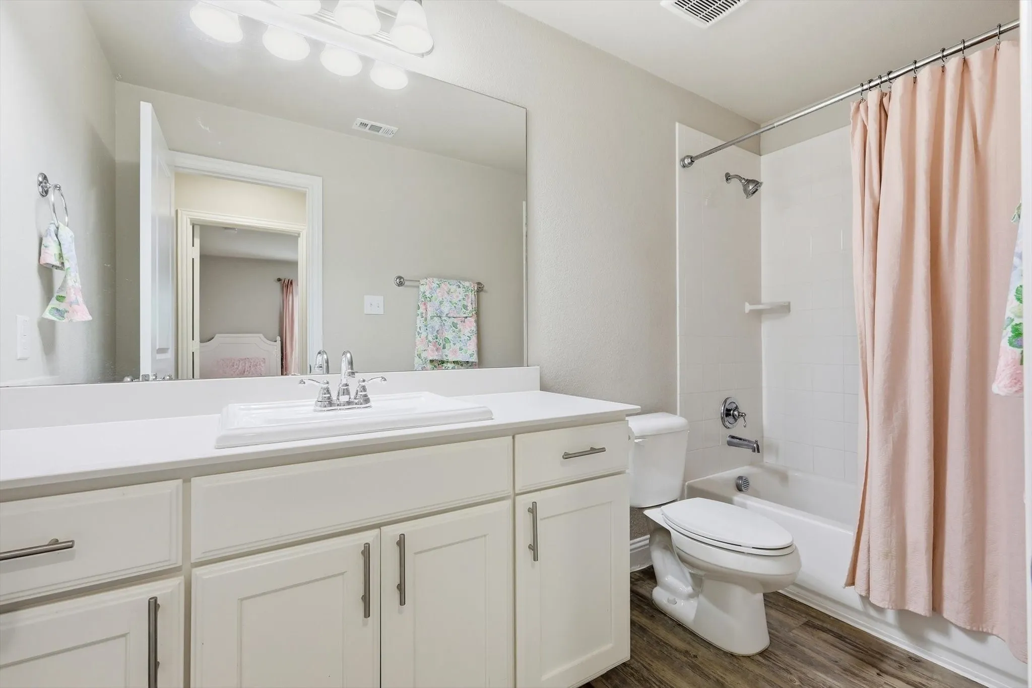 Downstairs Hall bath
