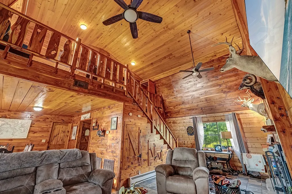Single Family Residence For Sale in Bowie County , 4798 County Road 4235, De Kalb, Texas 75559, 3 Bedroom, 2 Bathroom, 1 Garage spaces, 1,640 Sqft, built in 2007, mls#21279926, Real Estate Agent in De Kalb, Homes For Sale in Bowie county, Homes For Sale in De Kalb, Realtor in De Kalb Texas, Real Estate Brokerage Independent Realty Texas, Luminita Cordes Realtor