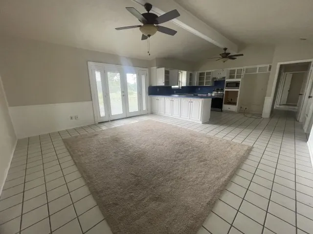 Single Family Residence For Sale in Ellis County , 3010 Clearview Drive, Midlothian, Texas 76065, 4 Bedroom, 2 Bathroom, Garage spaces, 2,353 Sqft, built in 1974, mls#21279968, Real Estate Agent in Midlothian, Homes For Sale in Ellis county, Homes For Sale in Midlothian, Realtor in Midlothian Texas, Real Estate Brokerage Independent Realty Texas, Luminita Cordes Realtor