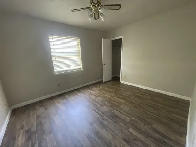 Single Family Residence For Sale in Ellis County , 3010 Clearview Drive, Midlothian, Texas 76065, 4 Bedroom, 2 Bathroom, Garage spaces, 2,353 Sqft, built in 1974, mls#21279968, Real Estate Agent in Midlothian, Homes For Sale in Ellis county, Homes For Sale in Midlothian, Realtor in Midlothian Texas, Real Estate Brokerage Independent Realty Texas, Luminita Cordes Realtor