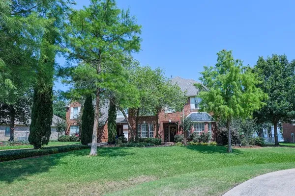 Single Family Residence For Sale in Denton County , 721 Paradise Cove, Shady Shores, Texas 76208, 6 Bedroom, 5 Bathroom, 3 Garage spaces, 5,033 Sqft, built in 2000, mls#21279974, Real Estate Agent in Shady Shores, Homes For Sale in Denton county, Homes For Sale in Shady Shores, Realtor in Shady Shores Texas, Real Estate Brokerage Independent Realty Texas, Luminita Cordes Realtor