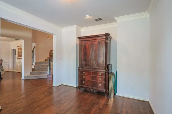 Single Family Residence For Sale in Denton County , 721 Paradise Cove, Shady Shores, Texas 76208, 6 Bedroom, 5 Bathroom, 3 Garage spaces, 5,033 Sqft, built in 2000, mls#21279974, Real Estate Agent in Shady Shores, Homes For Sale in Denton county, Homes For Sale in Shady Shores, Realtor in Shady Shores Texas, Real Estate Brokerage Independent Realty Texas, Luminita Cordes Realtor
