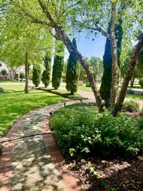 Single Family Residence For Sale in Denton County , 721 Paradise Cove, Shady Shores, Texas 76208, 6 Bedroom, 5 Bathroom, 3 Garage spaces, 5,033 Sqft, built in 2000, mls#21279974, Real Estate Agent in Shady Shores, Homes For Sale in Denton county, Homes For Sale in Shady Shores, Realtor in Shady Shores Texas, Real Estate Brokerage Independent Realty Texas, Luminita Cordes Realtor