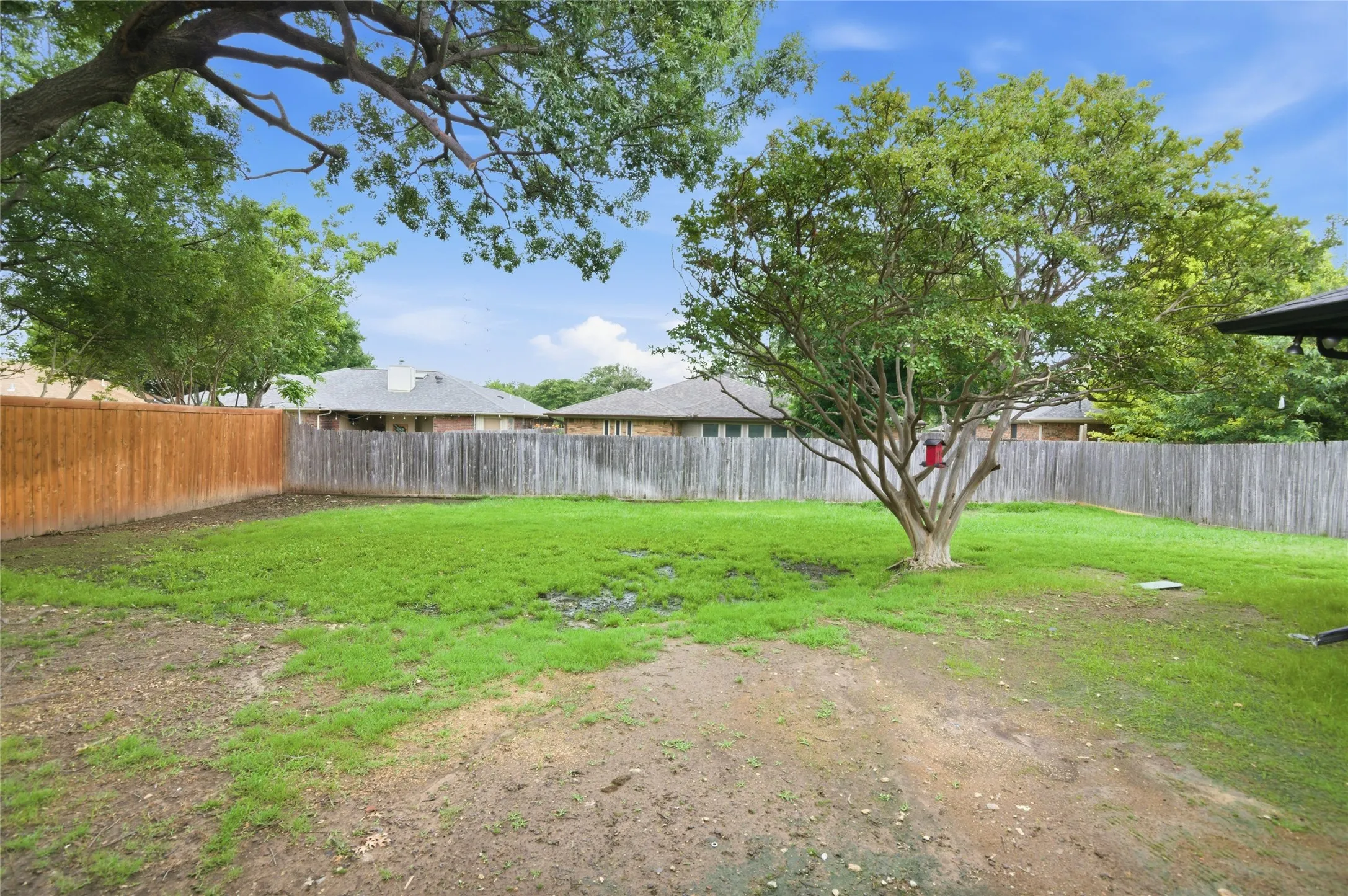Single Family Residence For Sale in Tarrant County , 372 La Quinta Circle S, Keller, Texas 76248, 4 Bedroom, 2 Bathroom, 2 Garage spaces, 1,787 Sqft, built in 1984, mls#21278858, Real Estate Agent in Keller, Homes For Sale in Tarrant county, Homes For Sale in Keller, Realtor in Keller Texas, Real Estate Brokerage Independent Realty Texas, Luminita Cordes Realtor