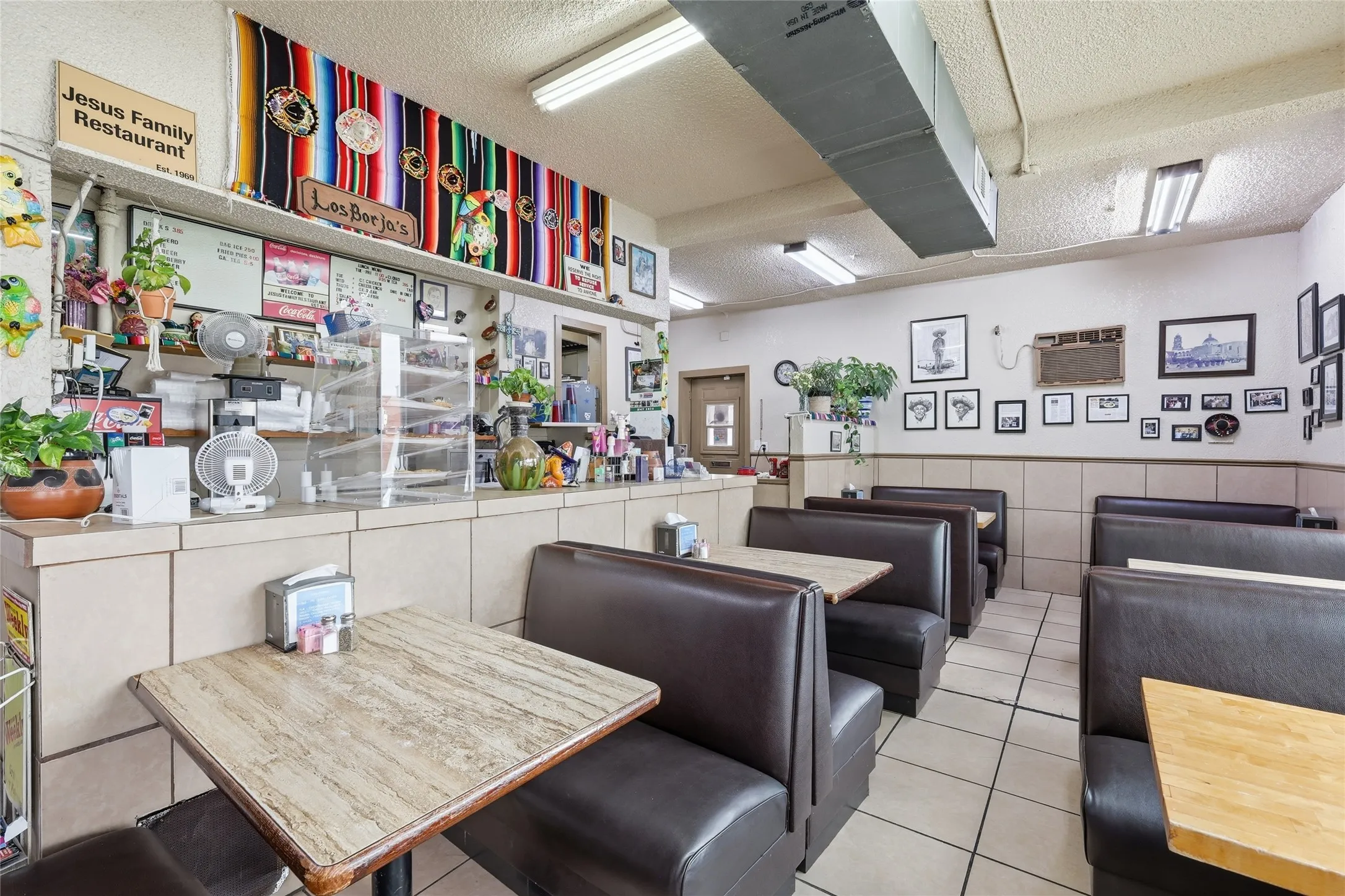 Business For Sale in Tarrant County , 810 S Main Street, Fort Worth, Texas 76104, 0, 0, Garage spaces, 0 Sqft, built in 1952, Price $3,100,000, mls#21278655, Real Estate Agent in Fort Worth, Homes For Sale in Tarrant county, Homes For Sale in Fort Worth, Realtor in Fort Worth Texas, Real Estate Brokerage Independent Realty Texas, Luminita Cordes Realtor
