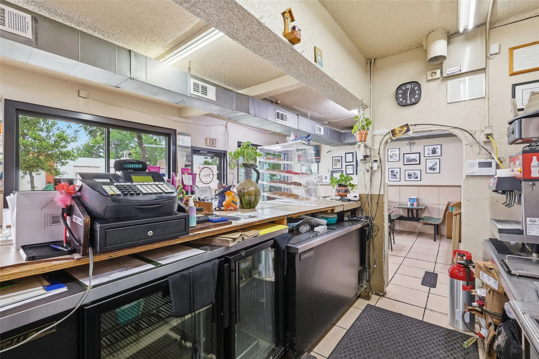 Business For Sale in Tarrant County , 810 S Main Street, Fort Worth, Texas 76104, 0, 0, Garage spaces, 0 Sqft, built in 1952, Price $3,100,000, mls#21278655, Real Estate Agent in Fort Worth, Homes For Sale in Tarrant county, Homes For Sale in Fort Worth, Realtor in Fort Worth Texas, Real Estate Brokerage Independent Realty Texas, Luminita Cordes Realtor