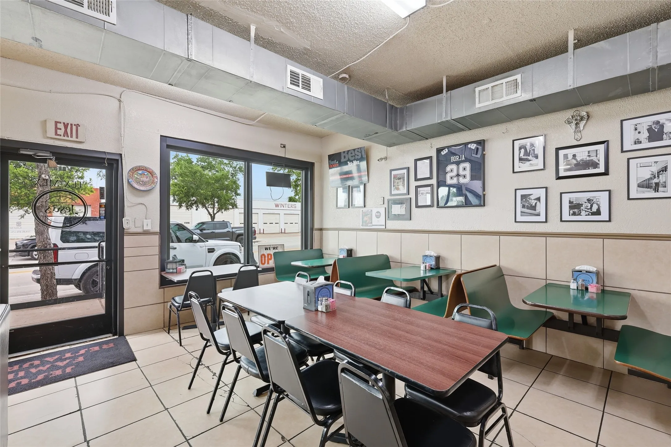 Business For Sale in Tarrant County , 810 S Main Street, Fort Worth, Texas 76104, 0, 0, Garage spaces, 0 Sqft, built in 1952, Price $3,100,000, mls#21278655, Real Estate Agent in Fort Worth, Homes For Sale in Tarrant county, Homes For Sale in Fort Worth, Realtor in Fort Worth Texas, Real Estate Brokerage Independent Realty Texas, Luminita Cordes Realtor