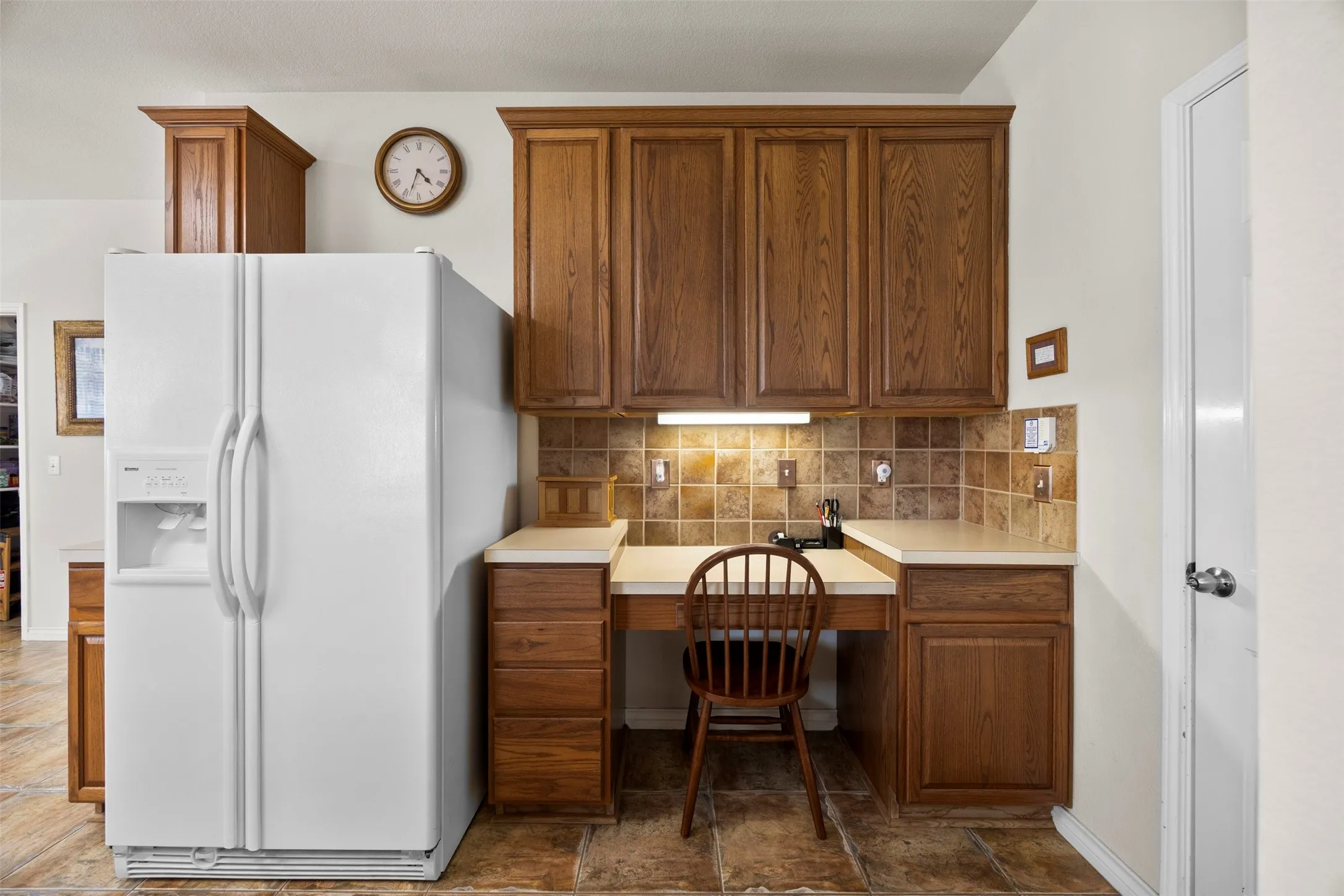 Single Family Residence For Sale in Tarrant County , 1759 Sunset Ridge Drive, Grand Prairie, Texas 75050, 4 Bedroom, 3 Bathroom, 2 Garage spaces, 3,139 Sqft, built in 2002, mls#21279957, Real Estate Agent in Grand Prairie, Homes For Sale in Tarrant county, Homes For Sale in Grand Prairie, Realtor in Grand Prairie Texas, Real Estate Brokerage Independent Realty Texas, Luminita Cordes Realtor