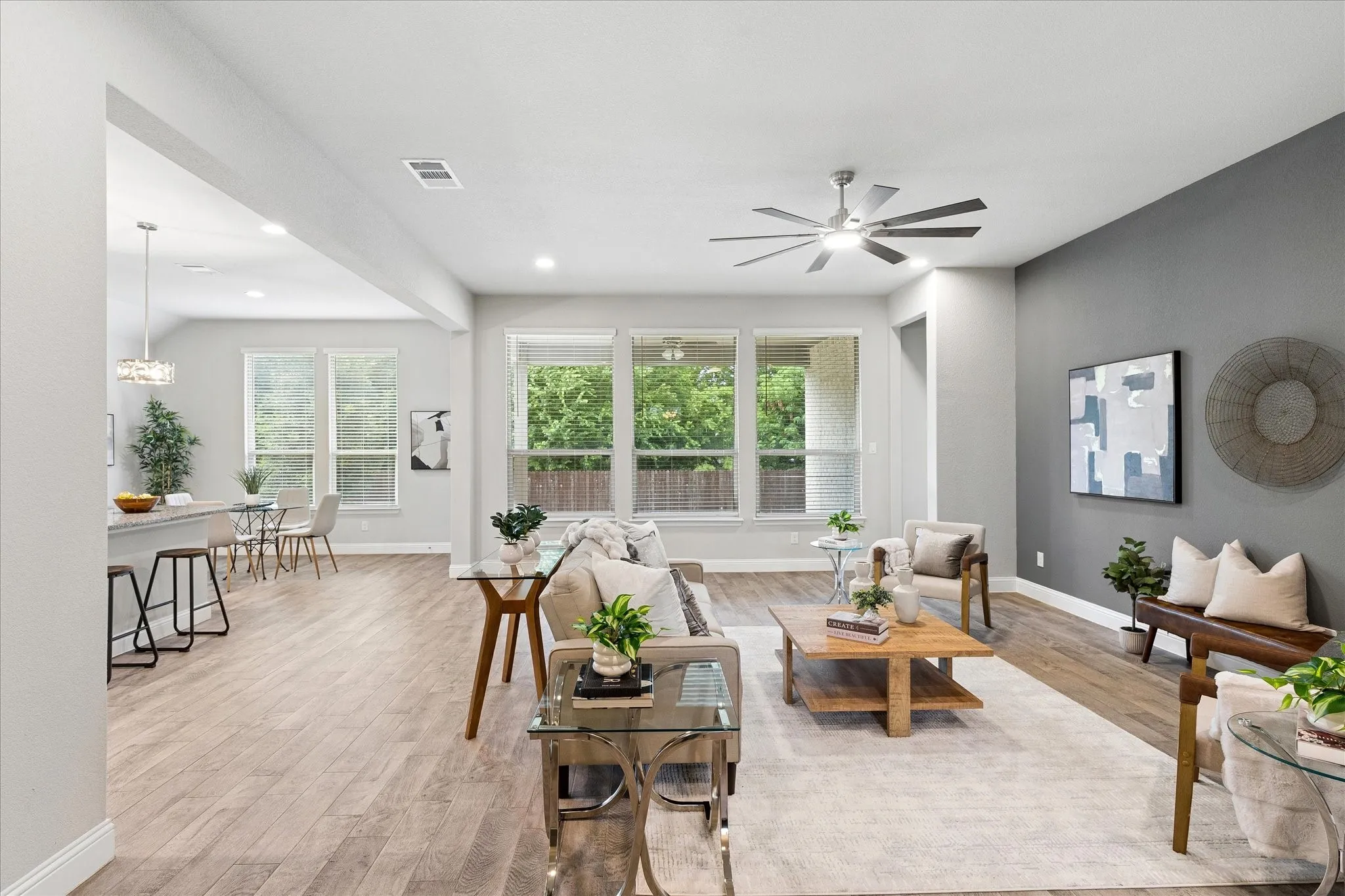 Single Family Residence For Sale in Tarrant County , 1010 Silver Oak Drive, Mansfield, Texas 76063, 4 Bedroom, 3 Bathroom, 2 Garage spaces, 2,412 Sqft, built in 2022, mls#21279730, Real Estate Agent in Mansfield, Homes For Sale in Tarrant county, Homes For Sale in Mansfield, Realtor in Mansfield Texas, Real Estate Brokerage Independent Realty Texas, Luminita Cordes Realtor