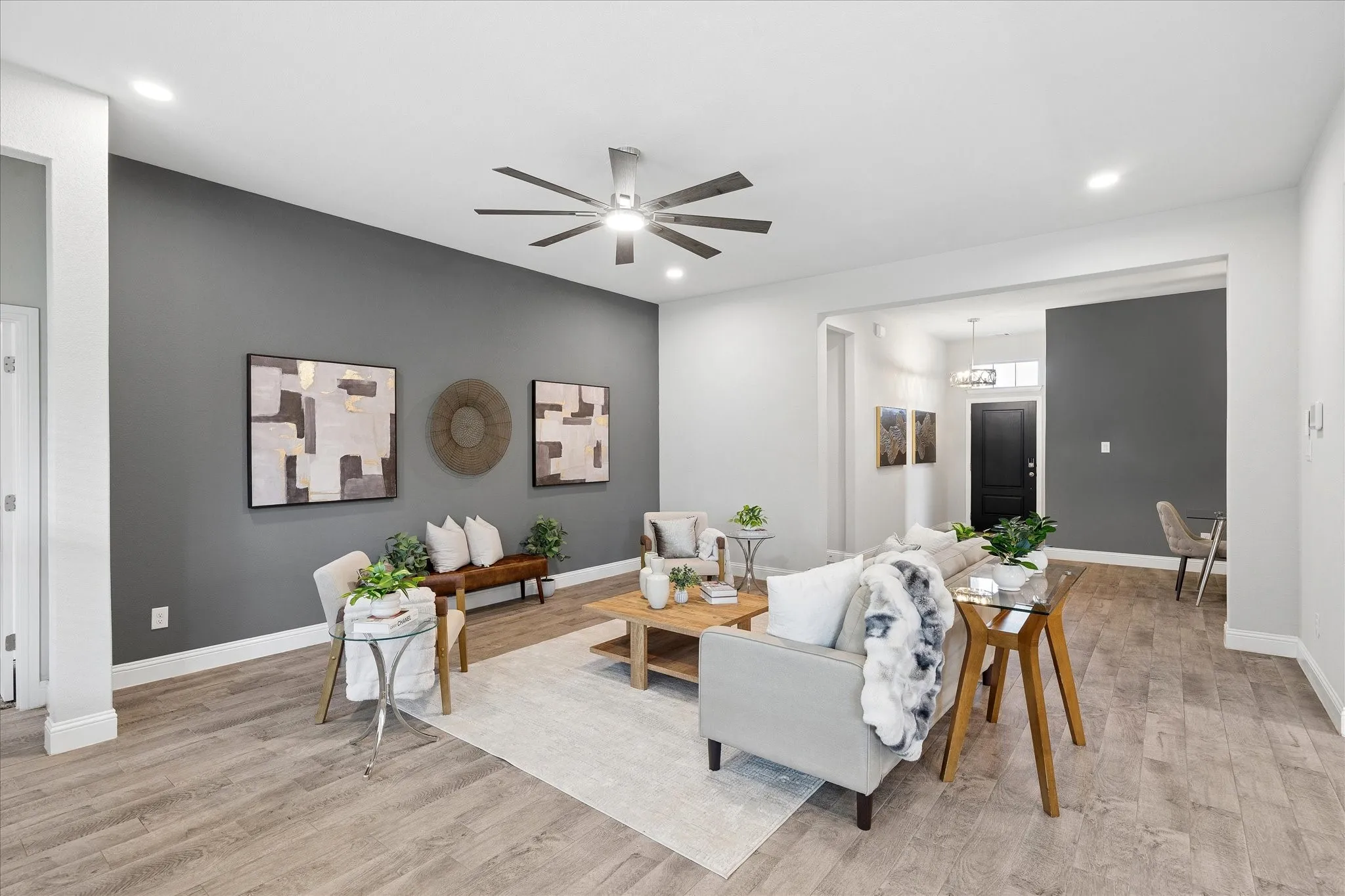 Single Family Residence For Sale in Tarrant County , 1010 Silver Oak Drive, Mansfield, Texas 76063, 4 Bedroom, 3 Bathroom, 2 Garage spaces, 2,412 Sqft, built in 2022, mls#21279730, Real Estate Agent in Mansfield, Homes For Sale in Tarrant county, Homes For Sale in Mansfield, Realtor in Mansfield Texas, Real Estate Brokerage Independent Realty Texas, Luminita Cordes Realtor