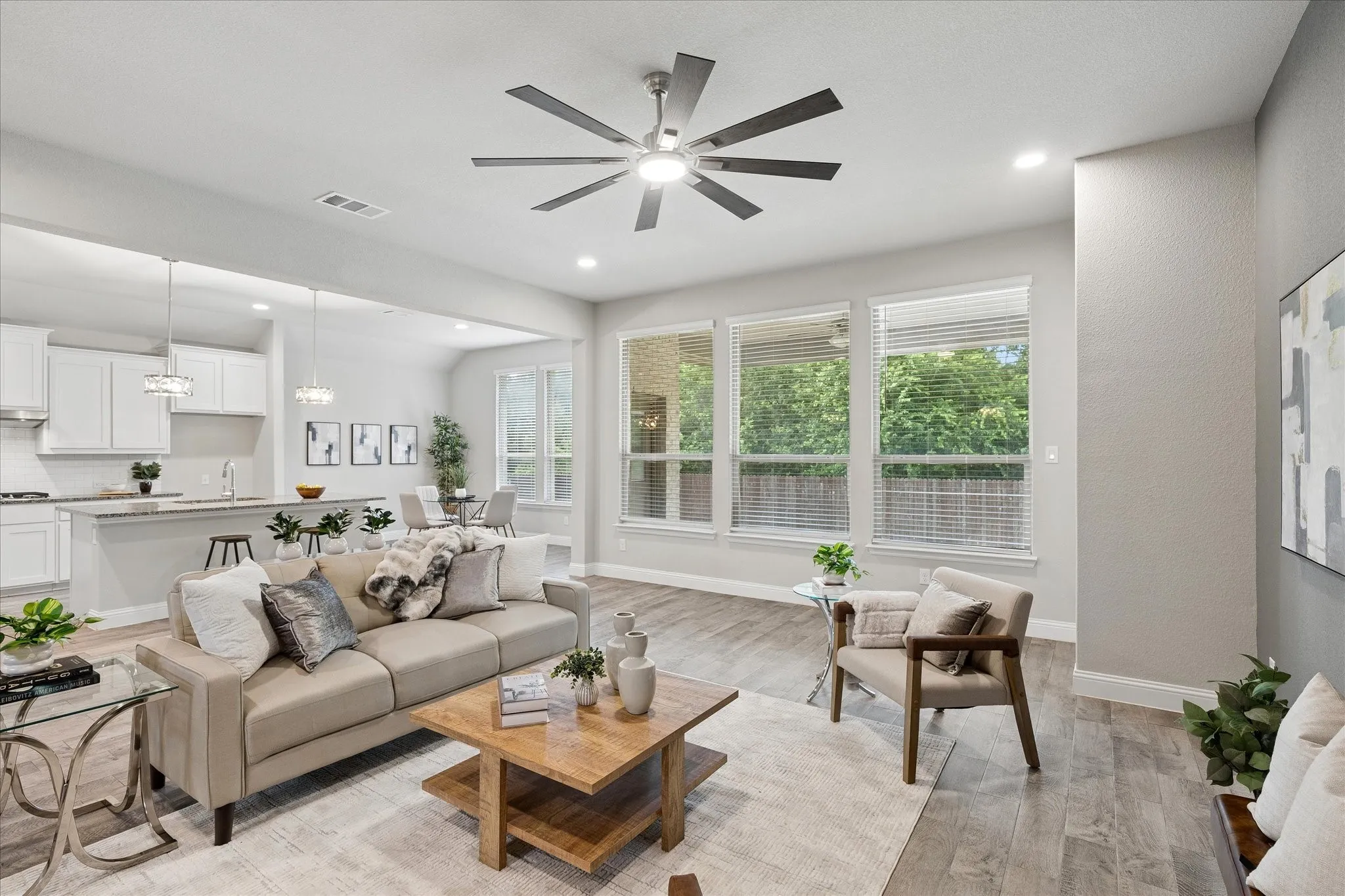 Single Family Residence For Sale in Tarrant County , 1010 Silver Oak Drive, Mansfield, Texas 76063, 4 Bedroom, 3 Bathroom, 2 Garage spaces, 2,412 Sqft, built in 2022, mls#21279730, Real Estate Agent in Mansfield, Homes For Sale in Tarrant county, Homes For Sale in Mansfield, Realtor in Mansfield Texas, Real Estate Brokerage Independent Realty Texas, Luminita Cordes Realtor
