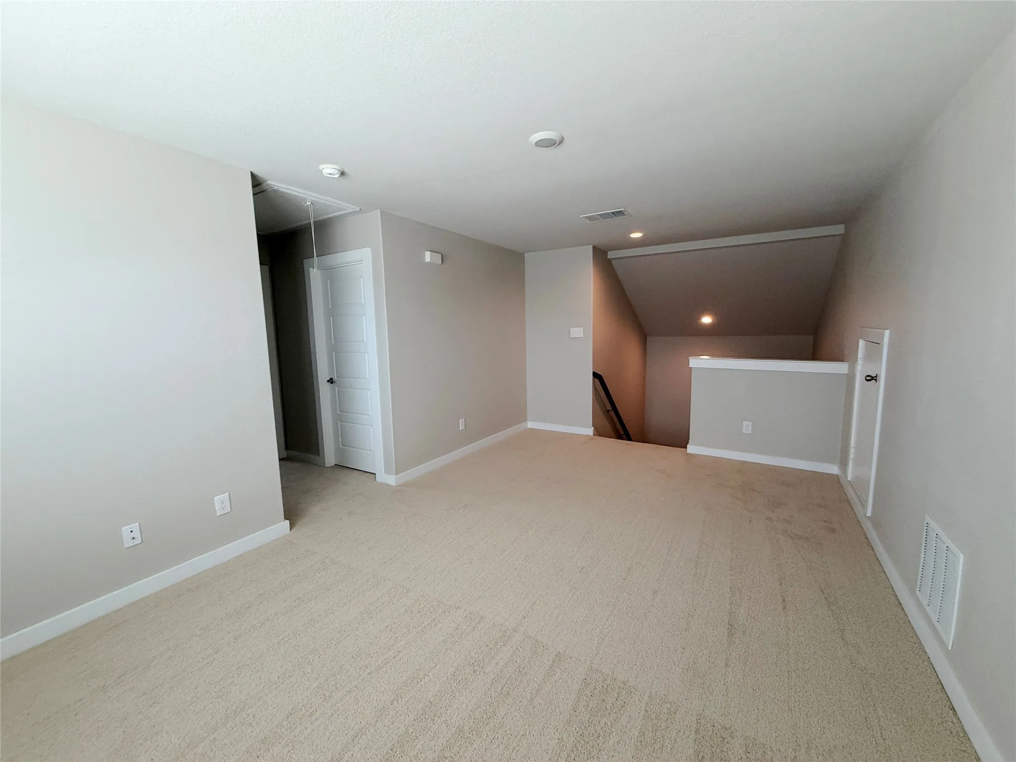 Single Family Residence For Sale in Johnson County , 1600 Battery Park Drive, Alvarado, Texas 76009, 4 Bedroom, 3 Bathroom, 2 Garage spaces, 2,507 Sqft, built in 2022, mls#21280022, Real Estate Agent in Alvarado, Homes For Sale in Johnson county, Homes For Sale in Alvarado, Realtor in Alvarado Texas, Real Estate Brokerage Independent Realty Texas, Luminita Cordes Realtor
