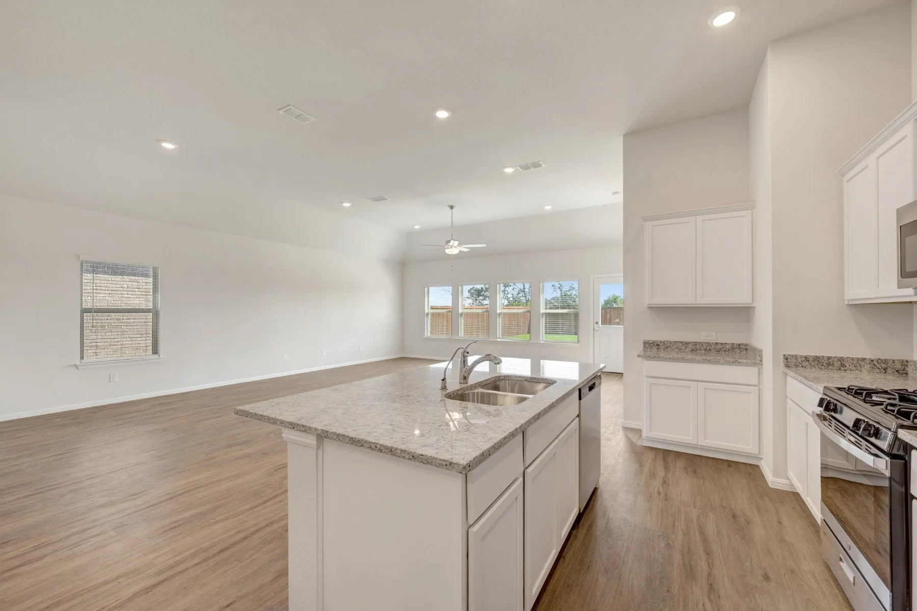Single Family Residence For Sale in Denton County , 3220 Kingdom Drive, Denton, Texas 76208, 4 Bedroom, 3 Bathroom, 2 Garage spaces, 2,680 Sqft, built in 2026, mls#21263343, Real Estate Agent in Denton, Homes For Sale in Denton county, Homes For Sale in Denton, Realtor in Denton Texas, Real Estate Brokerage Independent Realty Texas, Luminita Cordes Realtor