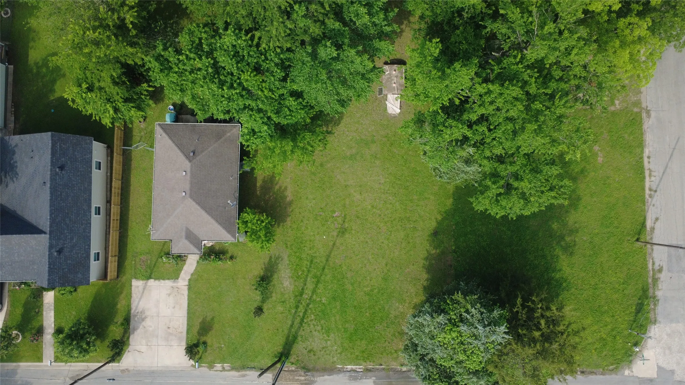 Unimproved Land For Sale in Grayson County , 504 S Branch Street, Sherman, Texas 75090, 0, 0, Garage spaces, 0 Sqft, built in 2007, mls#21240815, Real Estate Agent in Sherman, Homes For Sale in Grayson county, Homes For Sale in Sherman, Realtor in Sherman Texas, Real Estate Brokerage Independent Realty Texas, Luminita Cordes Realtor