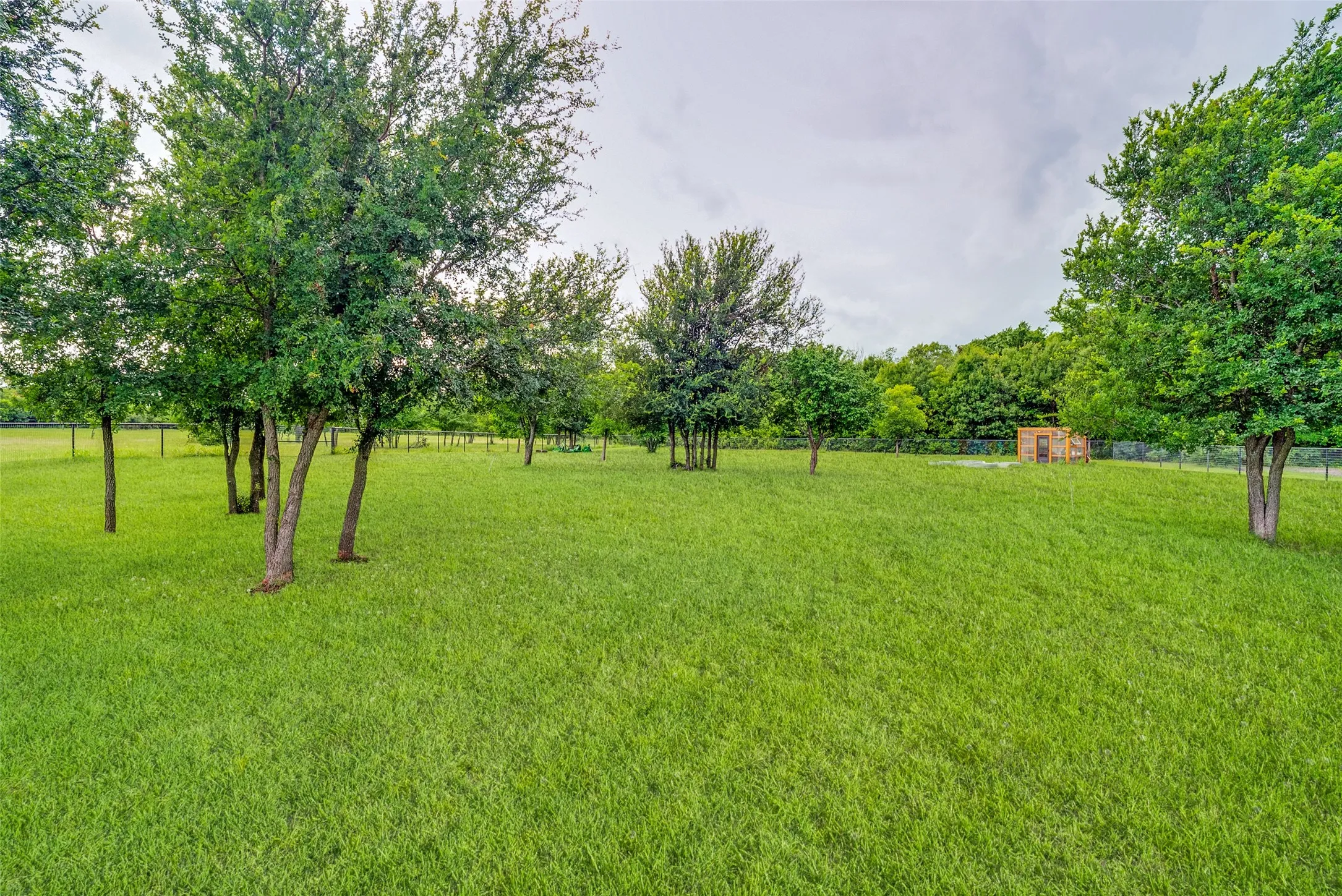Single Family Residence For Sale in Parker County , 1013 Finney Drive, Weatherford, Texas 76085, 4 Bedroom, 3 Bathroom, 3 Garage spaces, 2,540 Sqft, built in 2022, mls#21279897, Real Estate Agent in Weatherford, Homes For Sale in Parker county, Homes For Sale in Weatherford, Realtor in Weatherford Texas, Real Estate Brokerage Independent Realty Texas, Luminita Cordes Realtor
