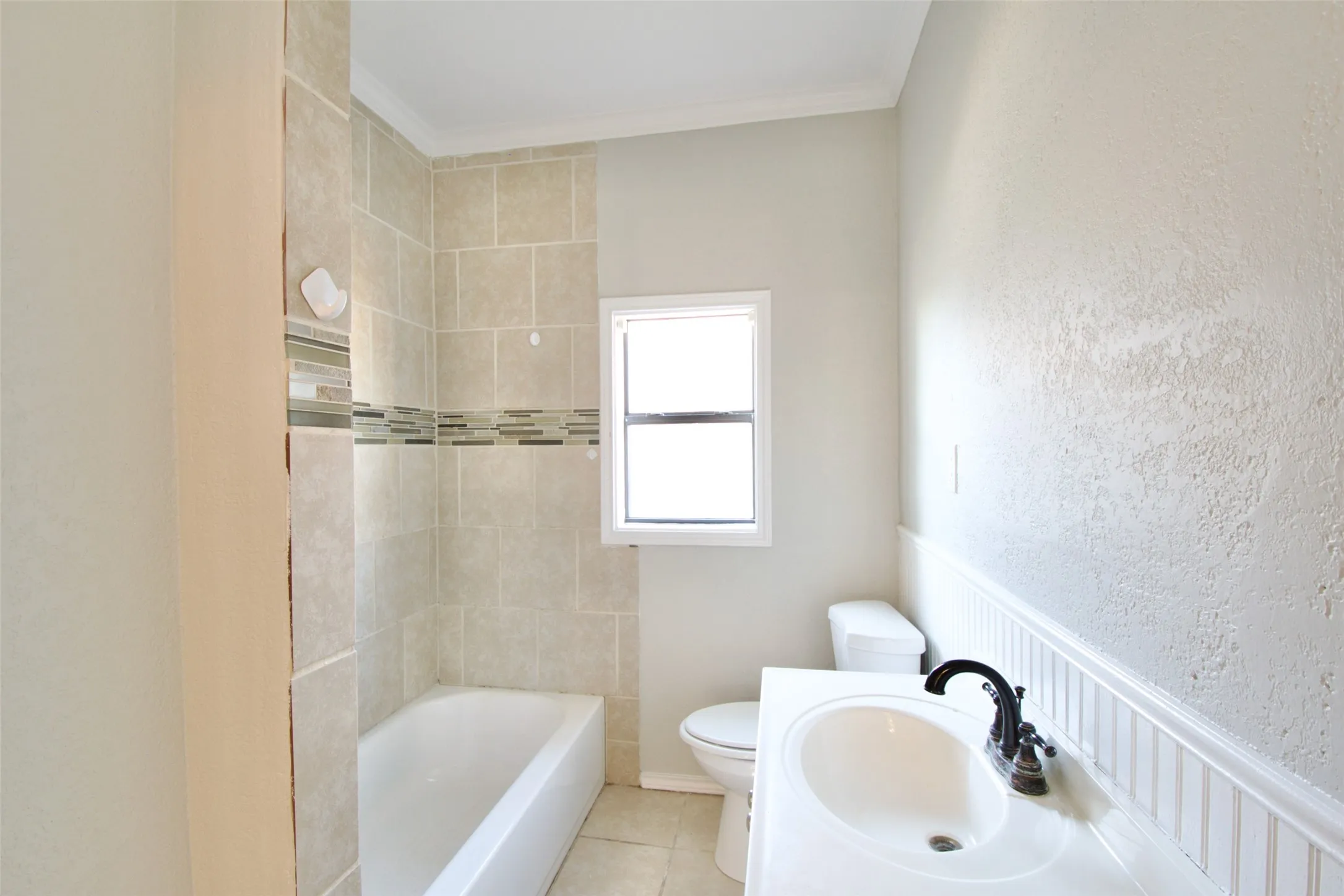 Single Family Residence For Sale in Mc Lennan County , 2600 Homan Avenue, Waco, Texas 76707, 3 Bedroom, 1 Bathroom, Garage spaces, 1,604 Sqft, built in 1935, mls#21253454, Real Estate Agent in Waco, Homes For Sale in Mc Lennan county, Homes For Sale in Waco, Realtor in Waco Texas, Real Estate Brokerage Independent Realty Texas, Luminita Cordes Realtor