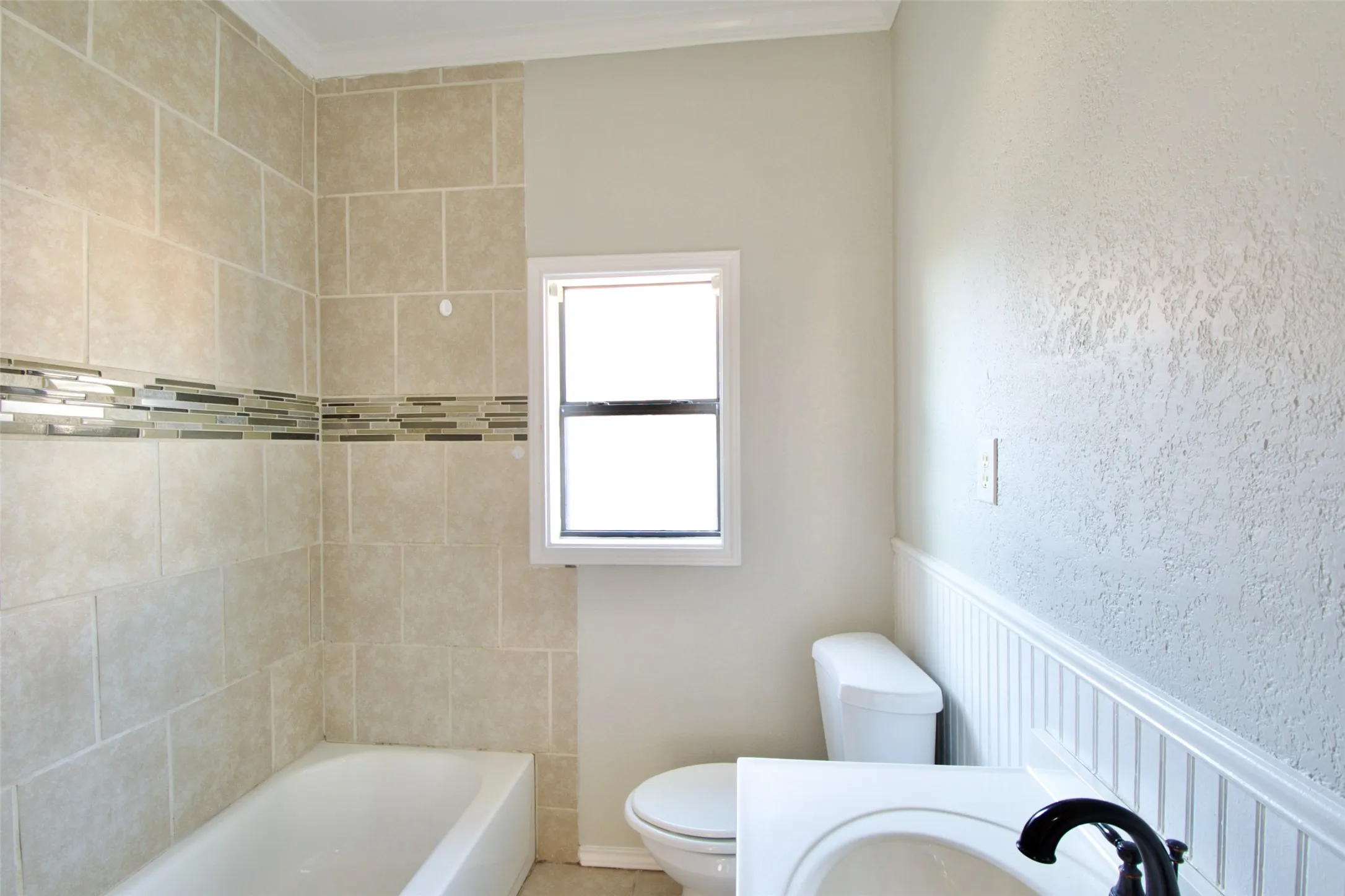 Single Family Residence For Sale in Mc Lennan County , 2600 Homan Avenue, Waco, Texas 76707, 3 Bedroom, 1 Bathroom, Garage spaces, 1,604 Sqft, built in 1935, mls#21253454, Real Estate Agent in Waco, Homes For Sale in Mc Lennan county, Homes For Sale in Waco, Realtor in Waco Texas, Real Estate Brokerage Independent Realty Texas, Luminita Cordes Realtor