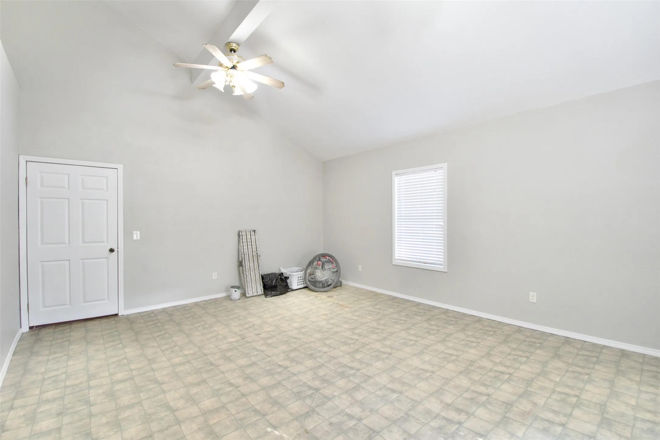 Single Family Residence For Sale in Mc Lennan County , 2600 Homan Avenue, Waco, Texas 76707, 3 Bedroom, 1 Bathroom, Garage spaces, 1,604 Sqft, built in 1935, mls#21253454, Real Estate Agent in Waco, Homes For Sale in Mc Lennan county, Homes For Sale in Waco, Realtor in Waco Texas, Real Estate Brokerage Independent Realty Texas, Luminita Cordes Realtor